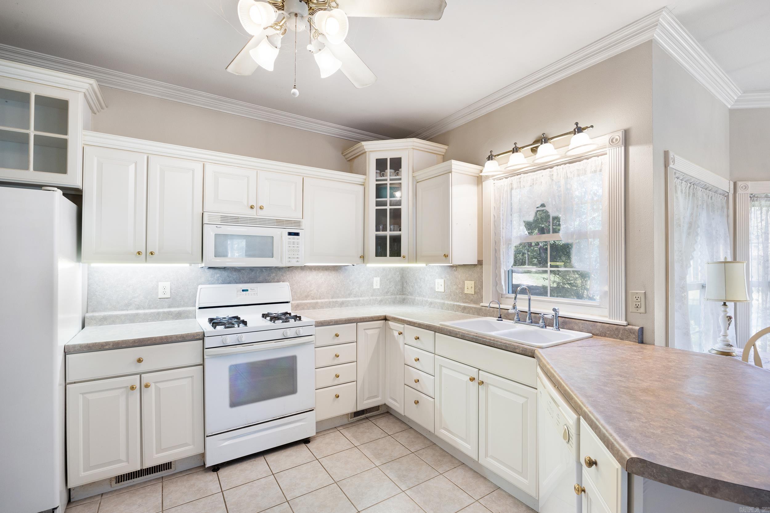 10237 Carter Cove Road Plainview, AR 72857