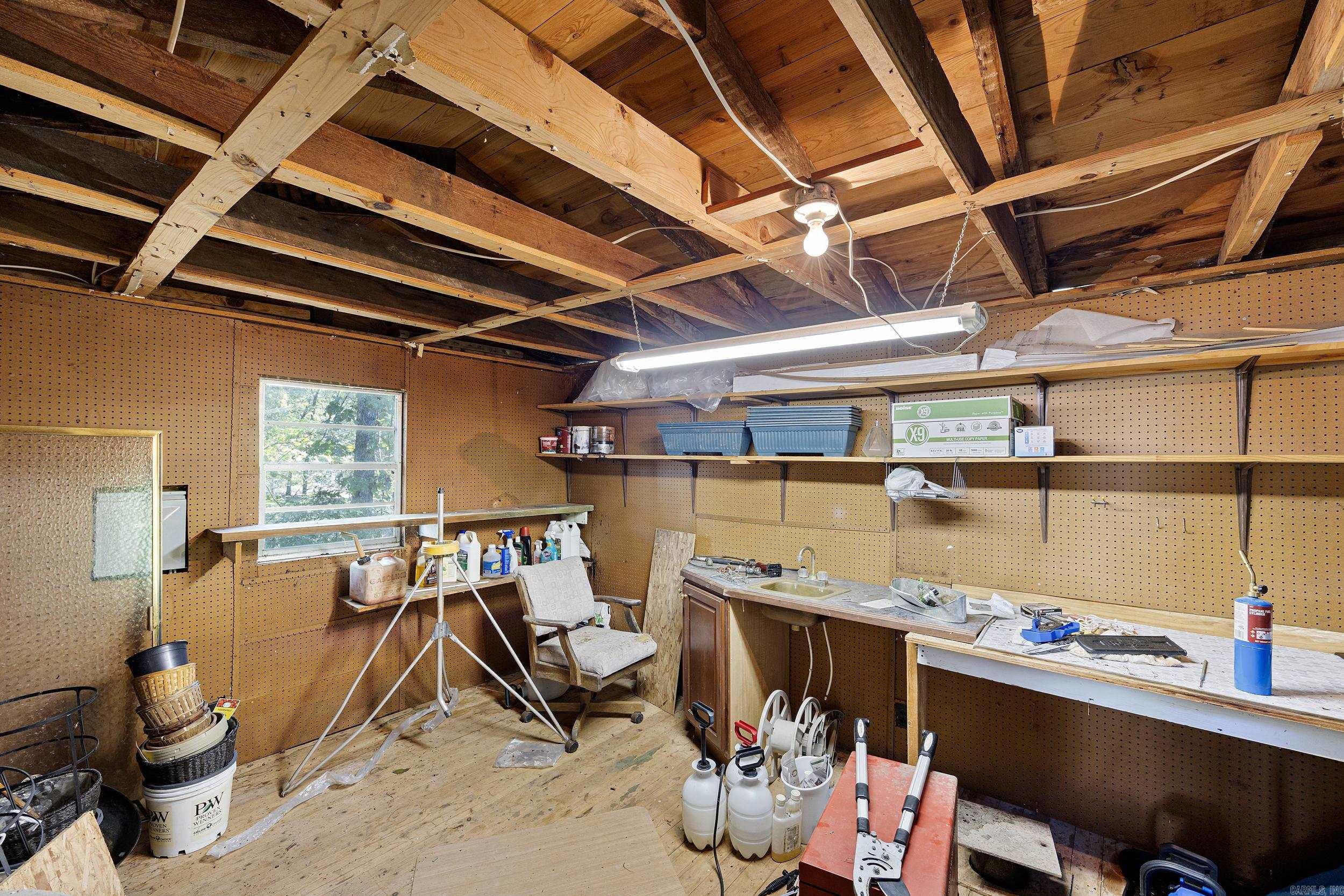 10237 Carter Cove Road Plainview, AR 72857