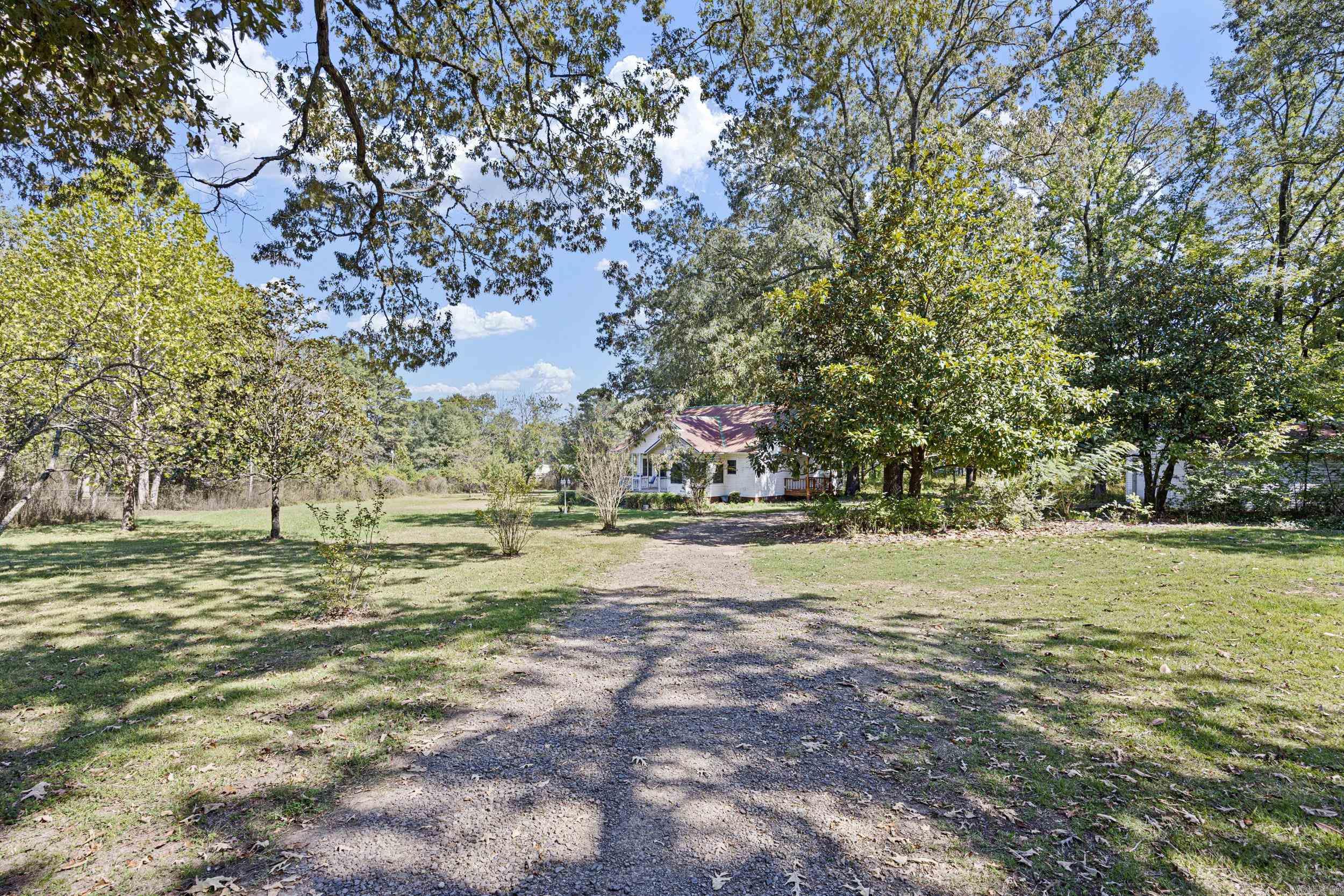 10237 Carter Cove Road Plainview, AR 72857