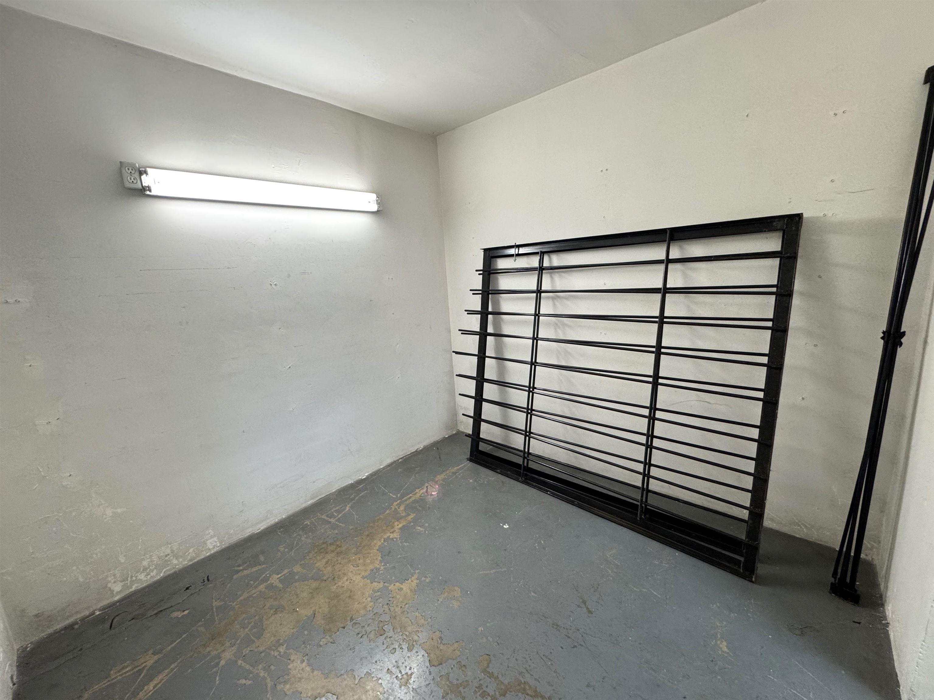 127 W Main  Piggott, AR