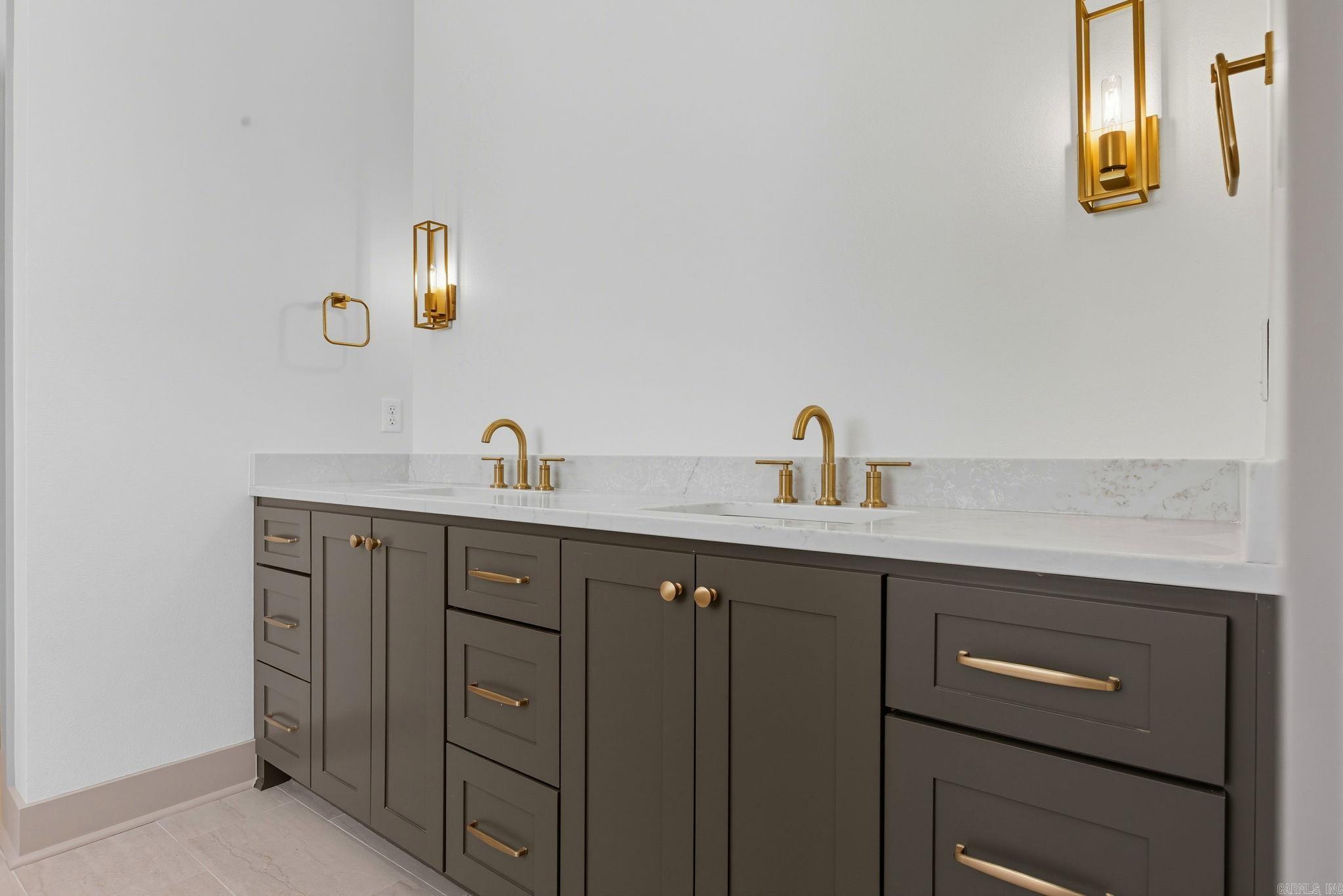 20 Mountain Brook  Little Rock, AR