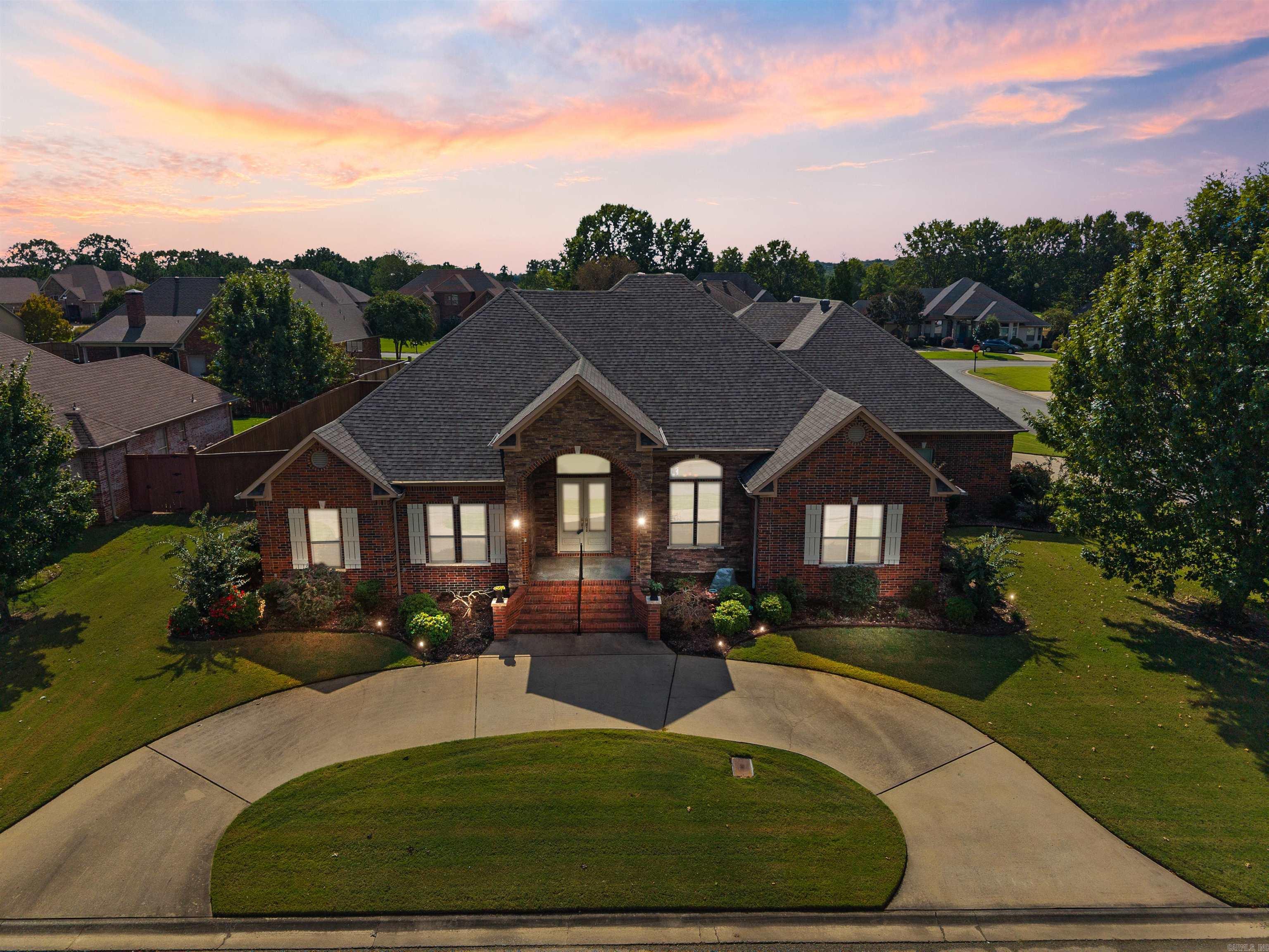 5215 Bay Town Drive