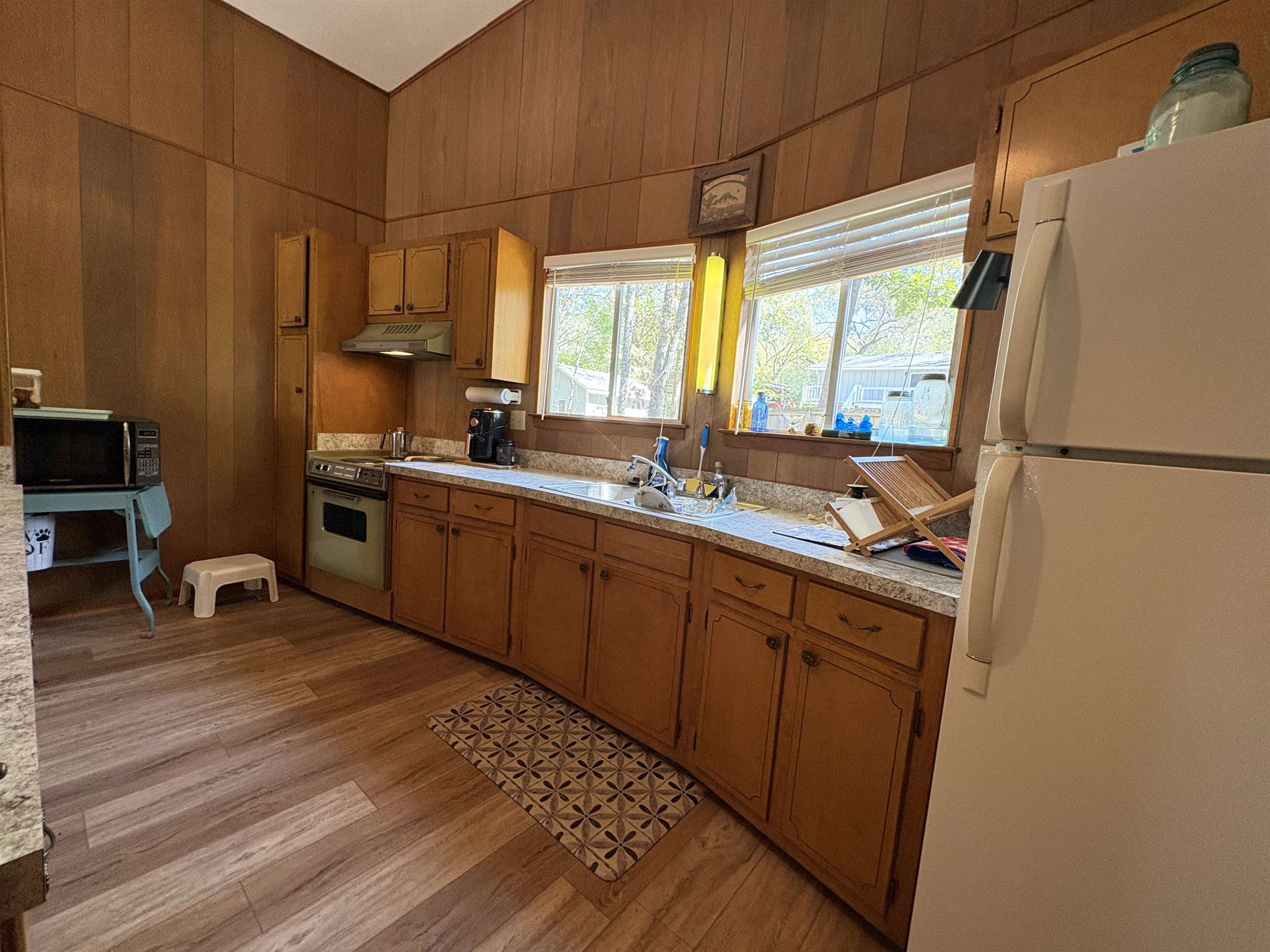 99 E Lakeshore  Cherokee Village, AR