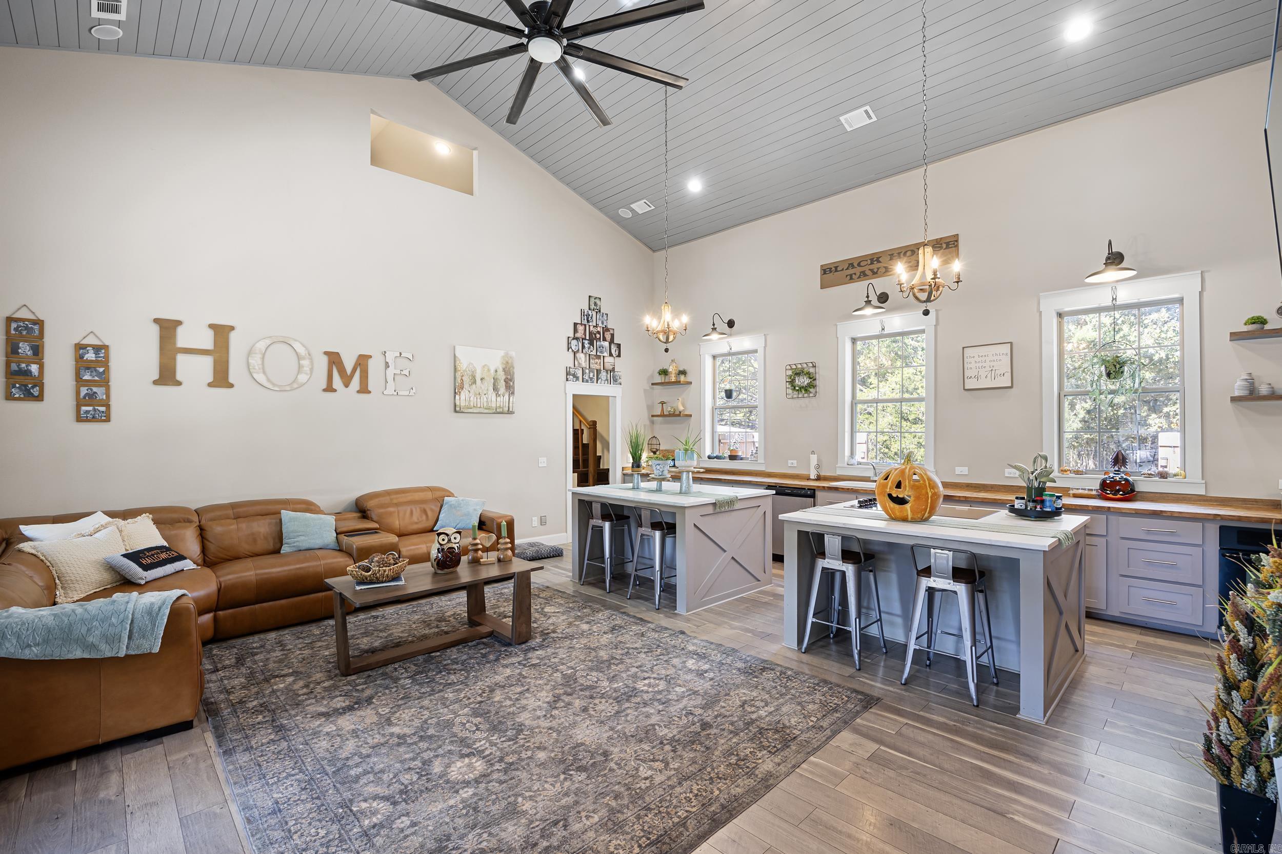 32 Delsie  Clarksville, AR