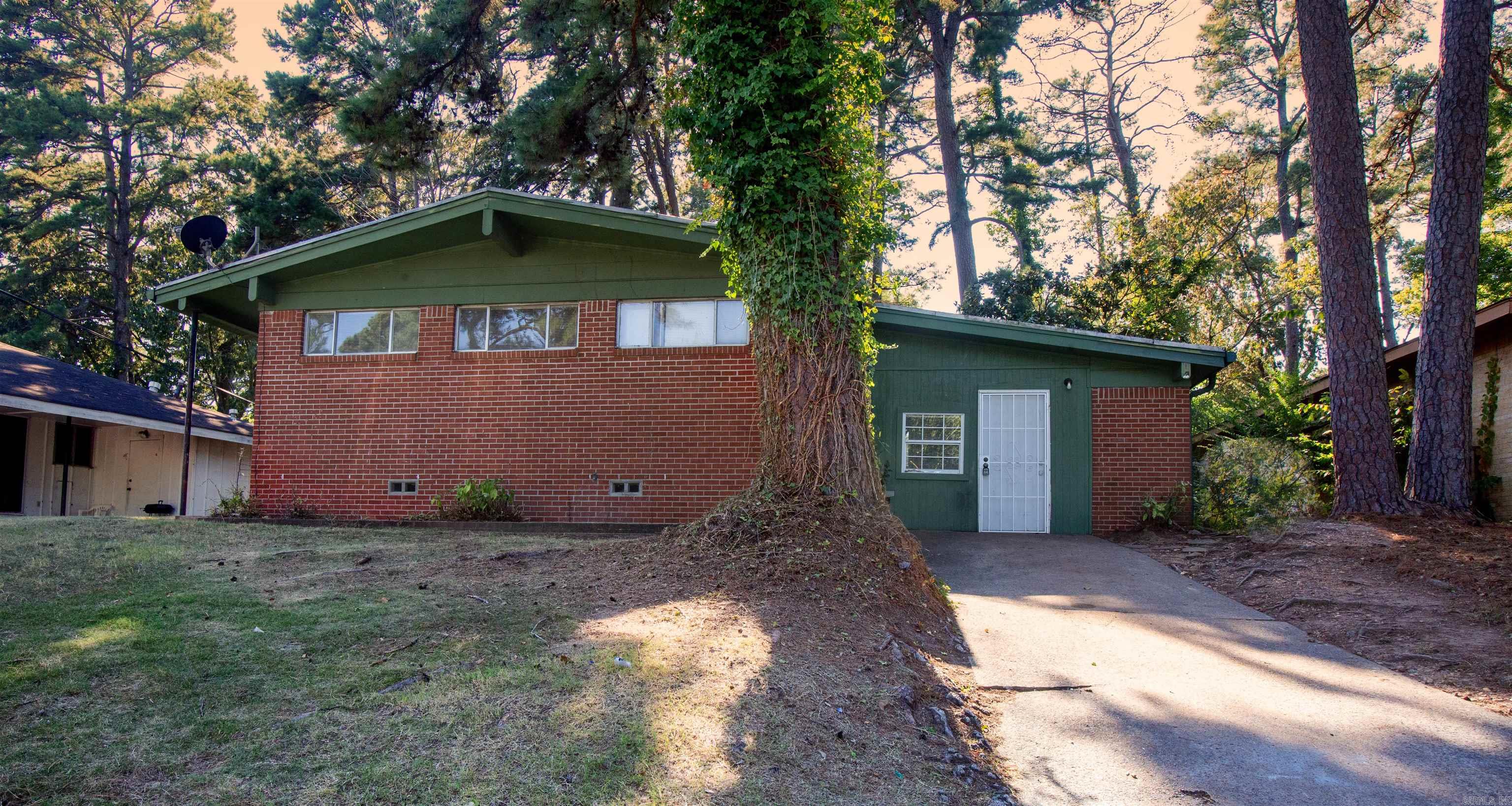 9 Rosemont Dr  Little Rock, AR