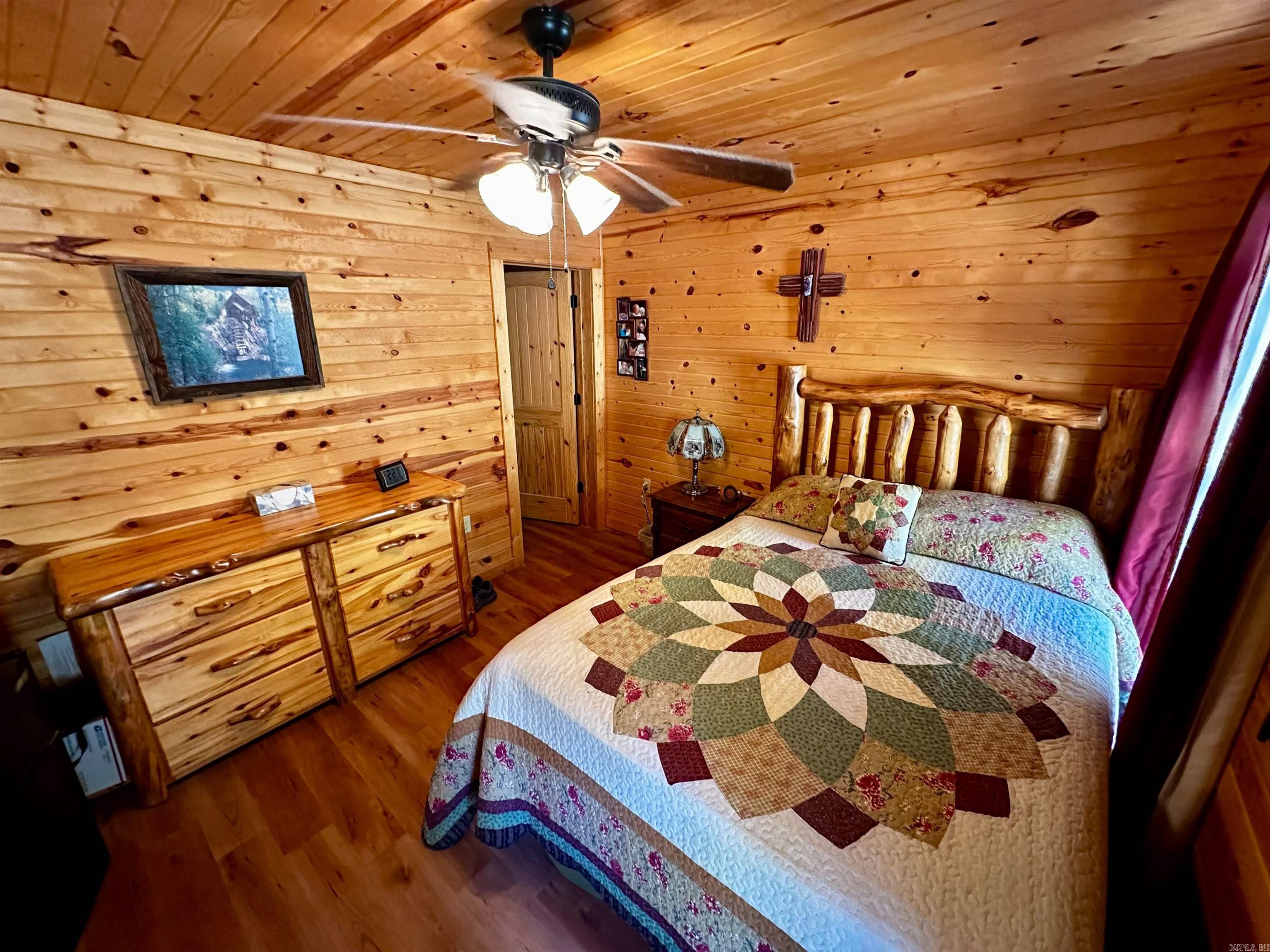 185 Sugar Hill  Mountain View, AR