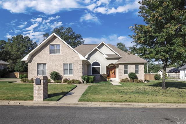 120  Thornbury  Hot Springs, AR