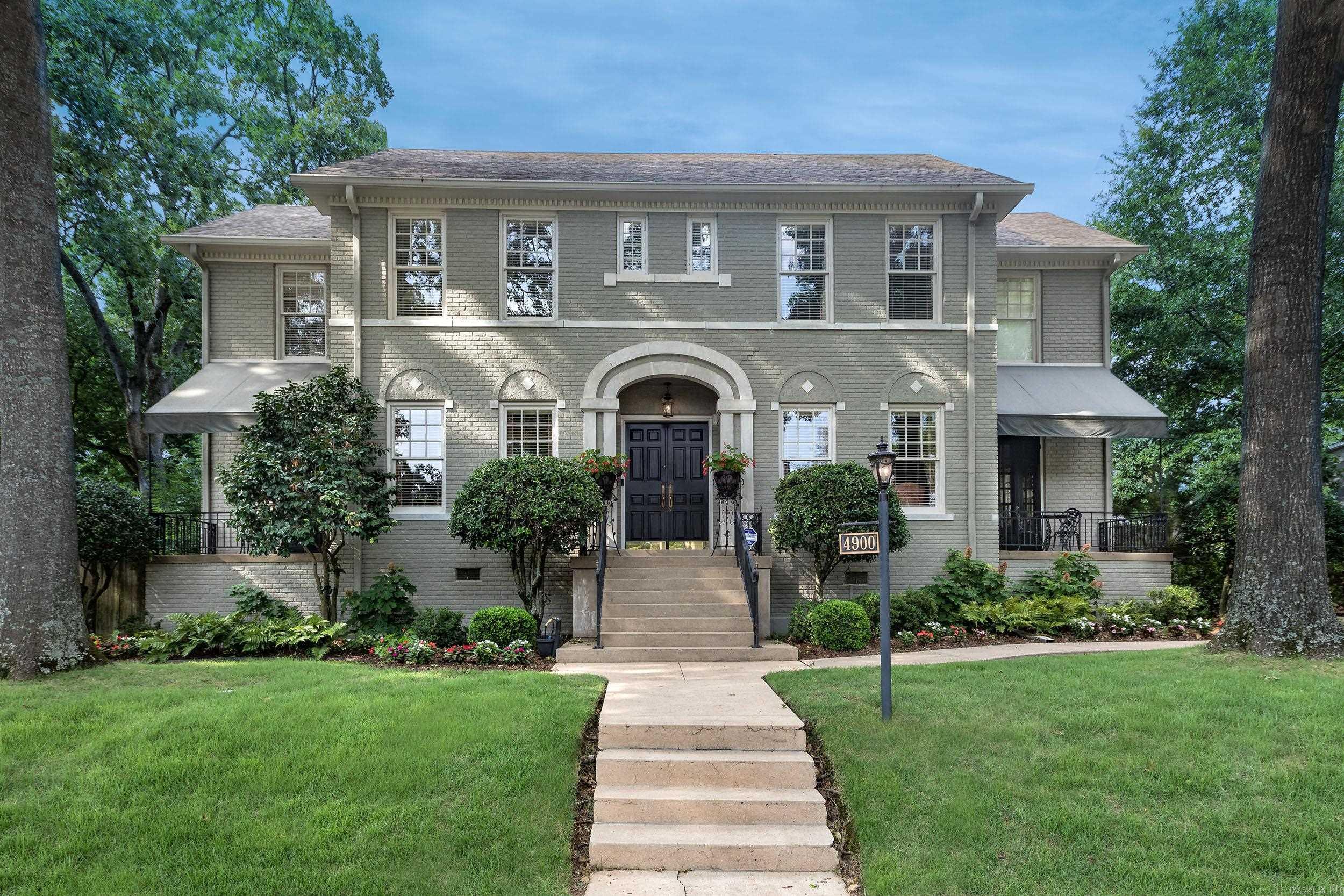 4900 Crestwood