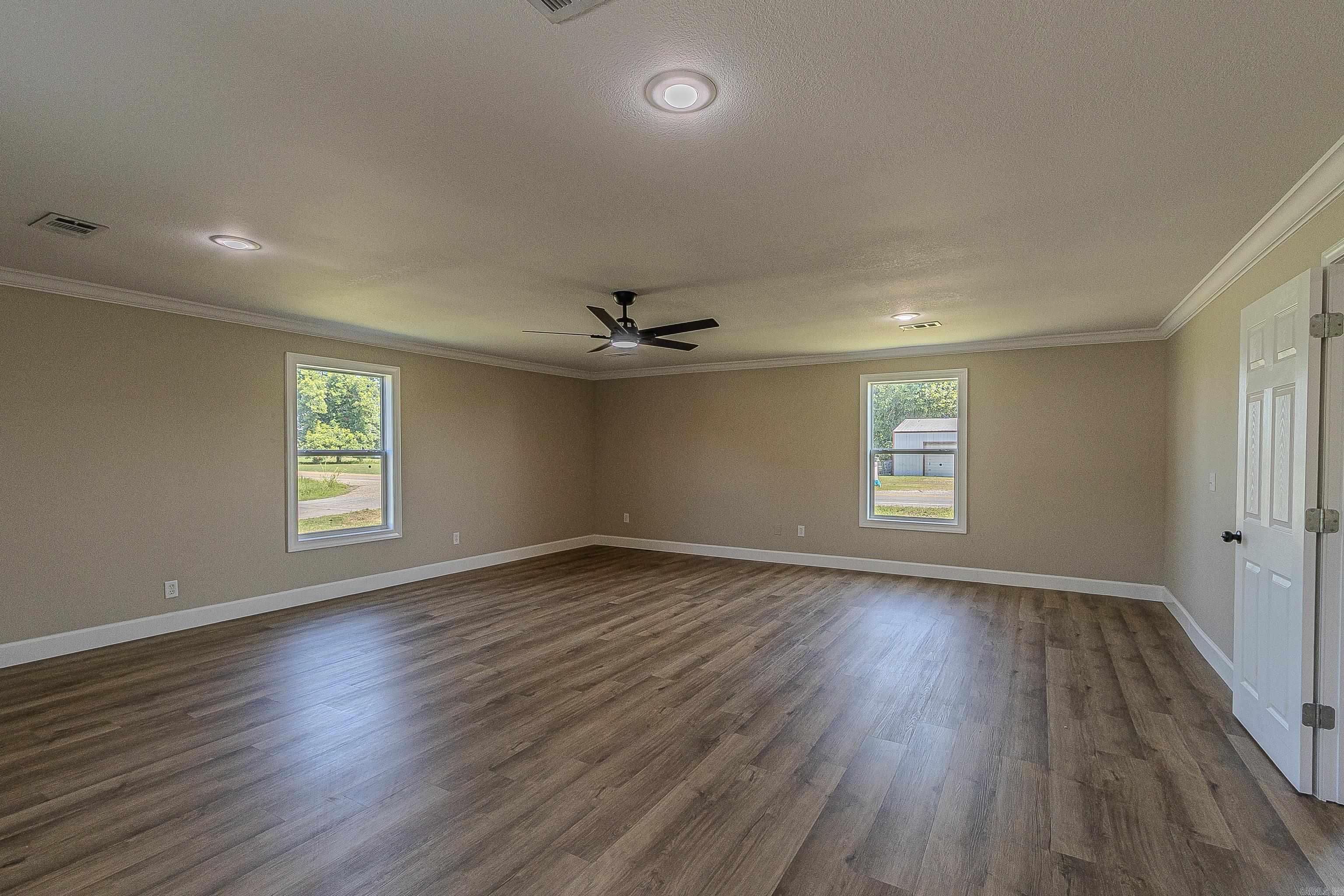 301 SE 3rd  Hoxie, AR