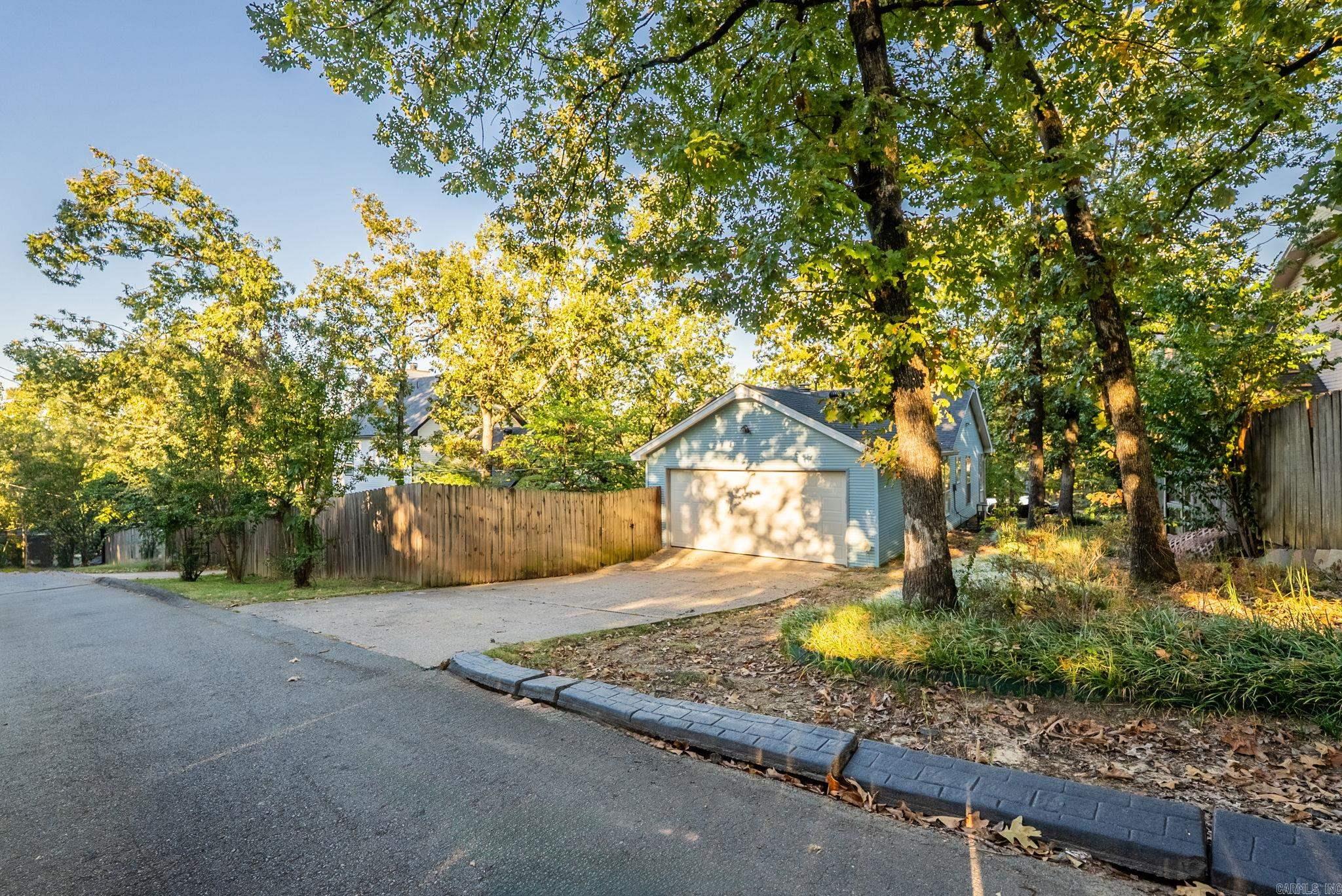 34 Forest  Little Rock, AR