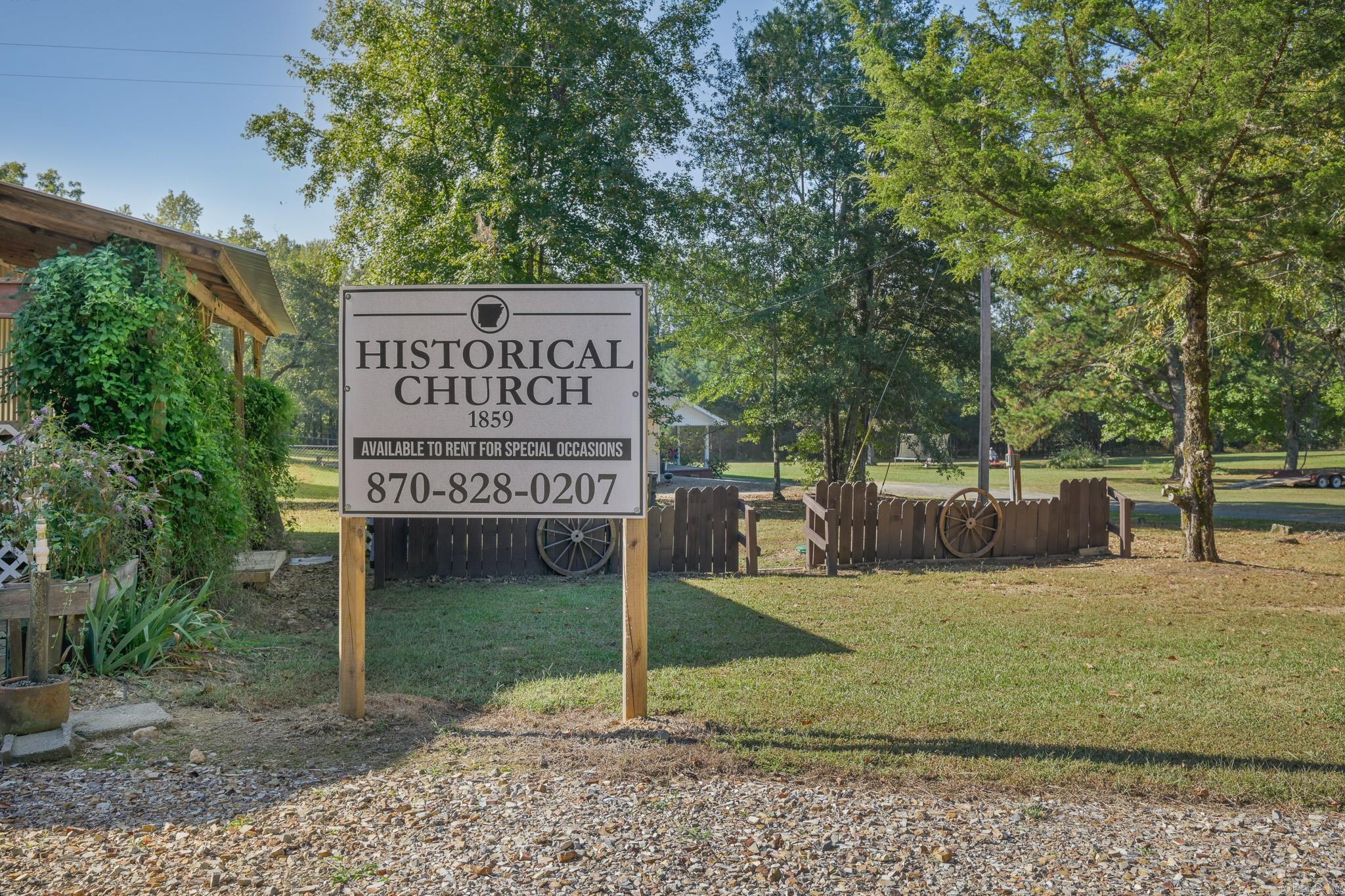 446 Polk Rd 32  Cove, AR