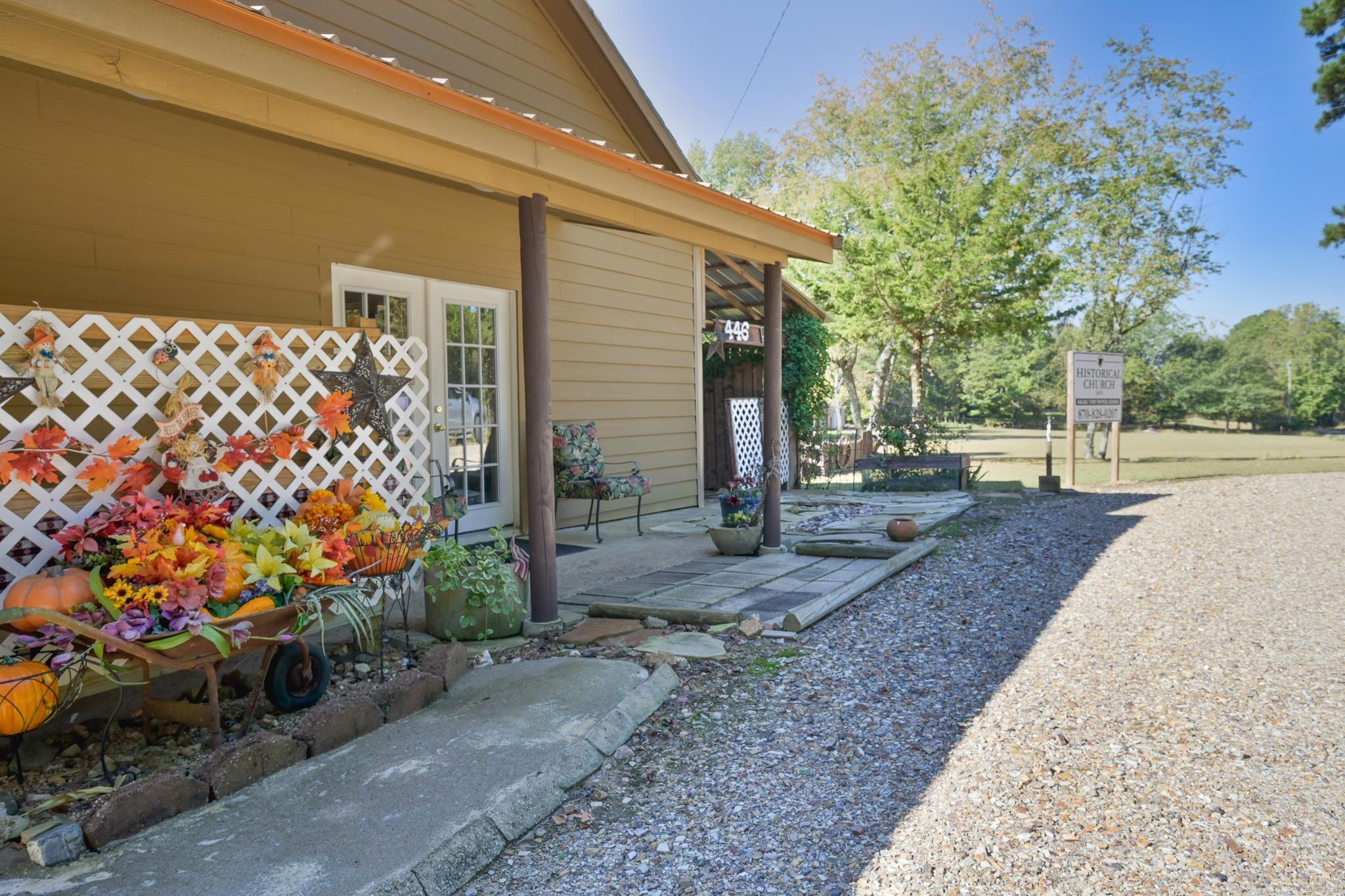 446 Polk Rd 32  Cove, AR