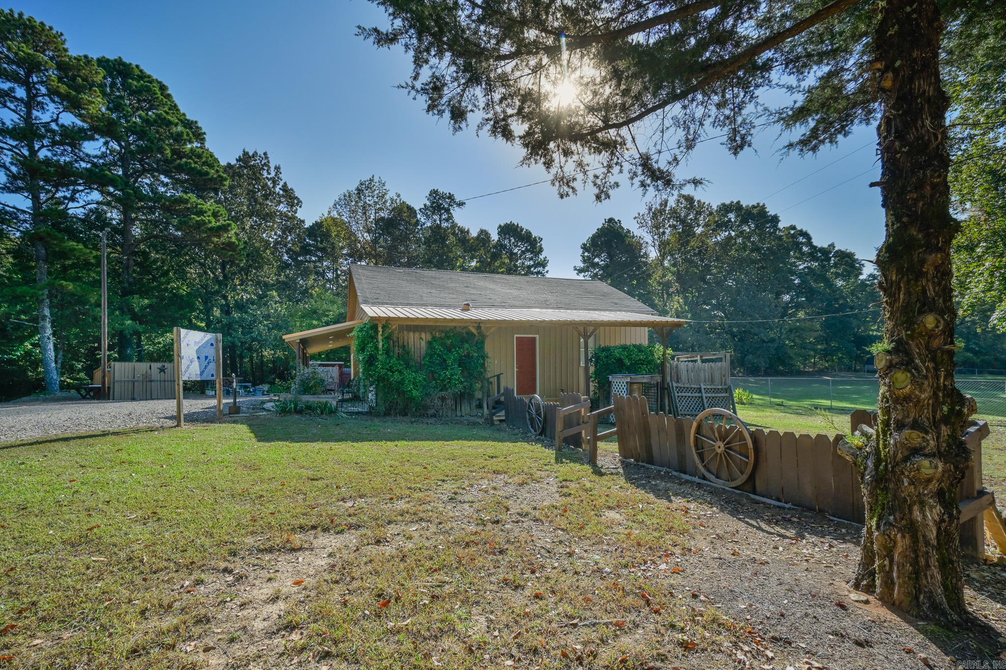 446 Polk Rd 32  Cove, AR