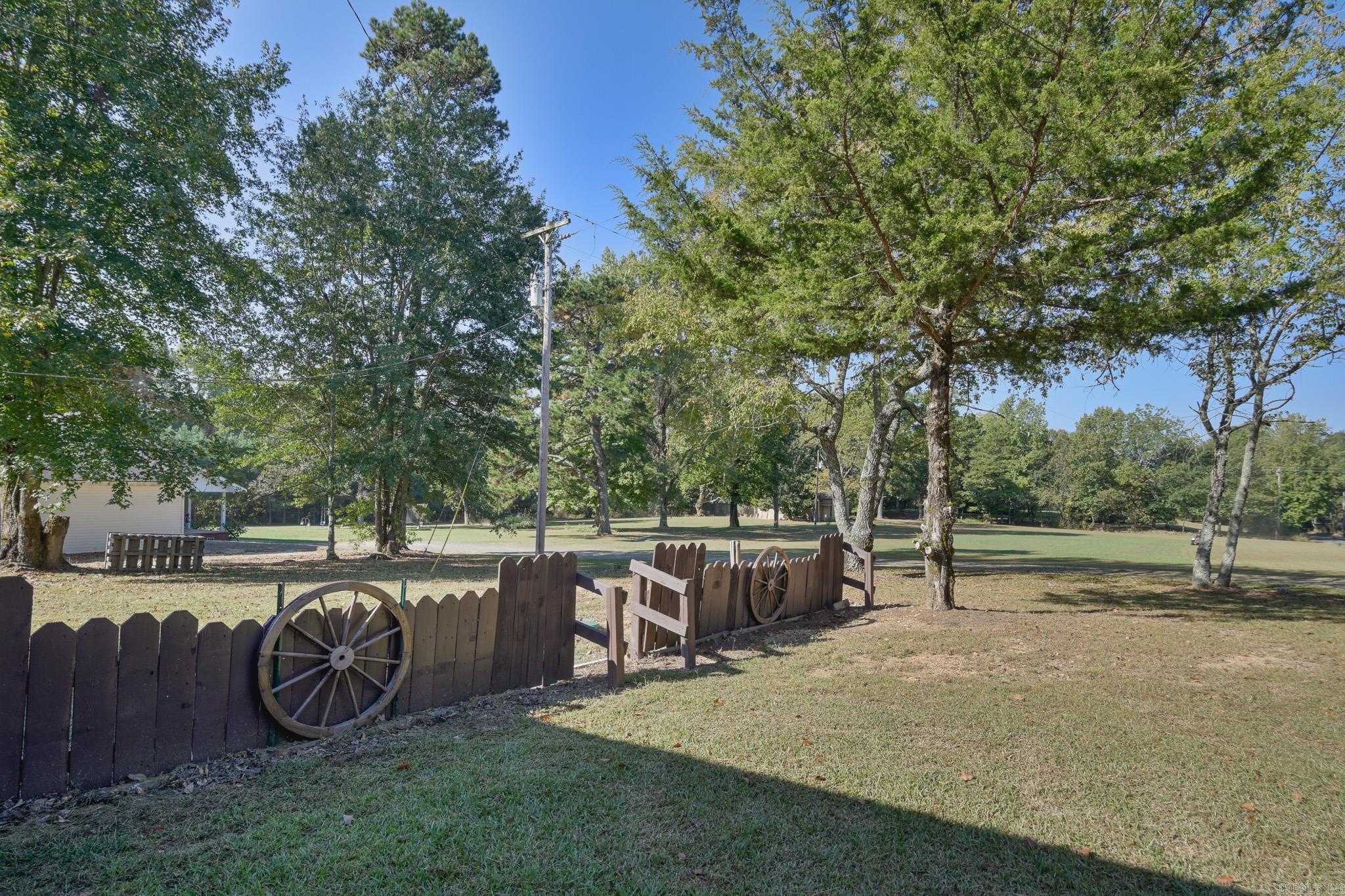 446 Polk Rd 32  Cove, AR