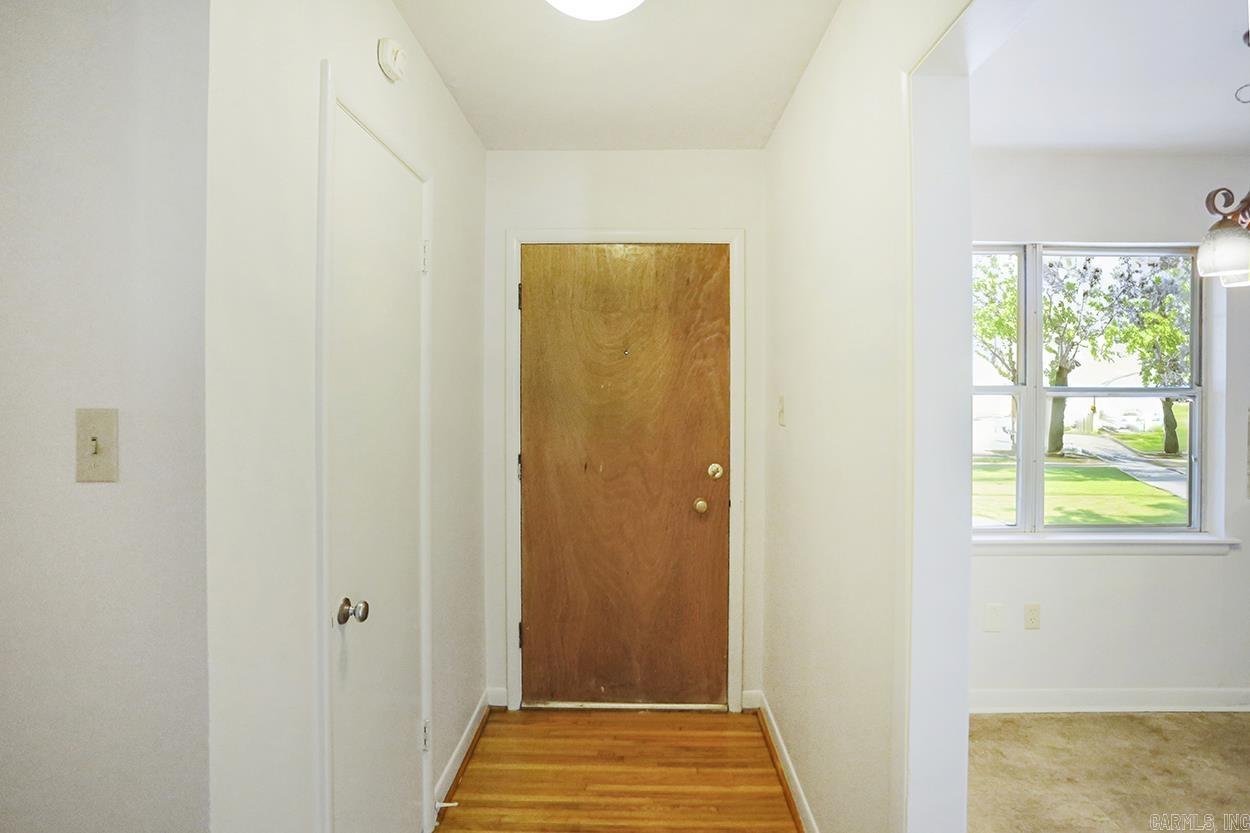 1725 McCain  North Little Rock, AR