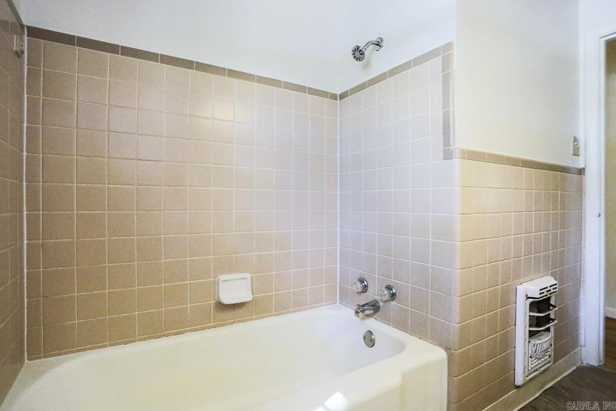 1725 McCain  North Little Rock, AR