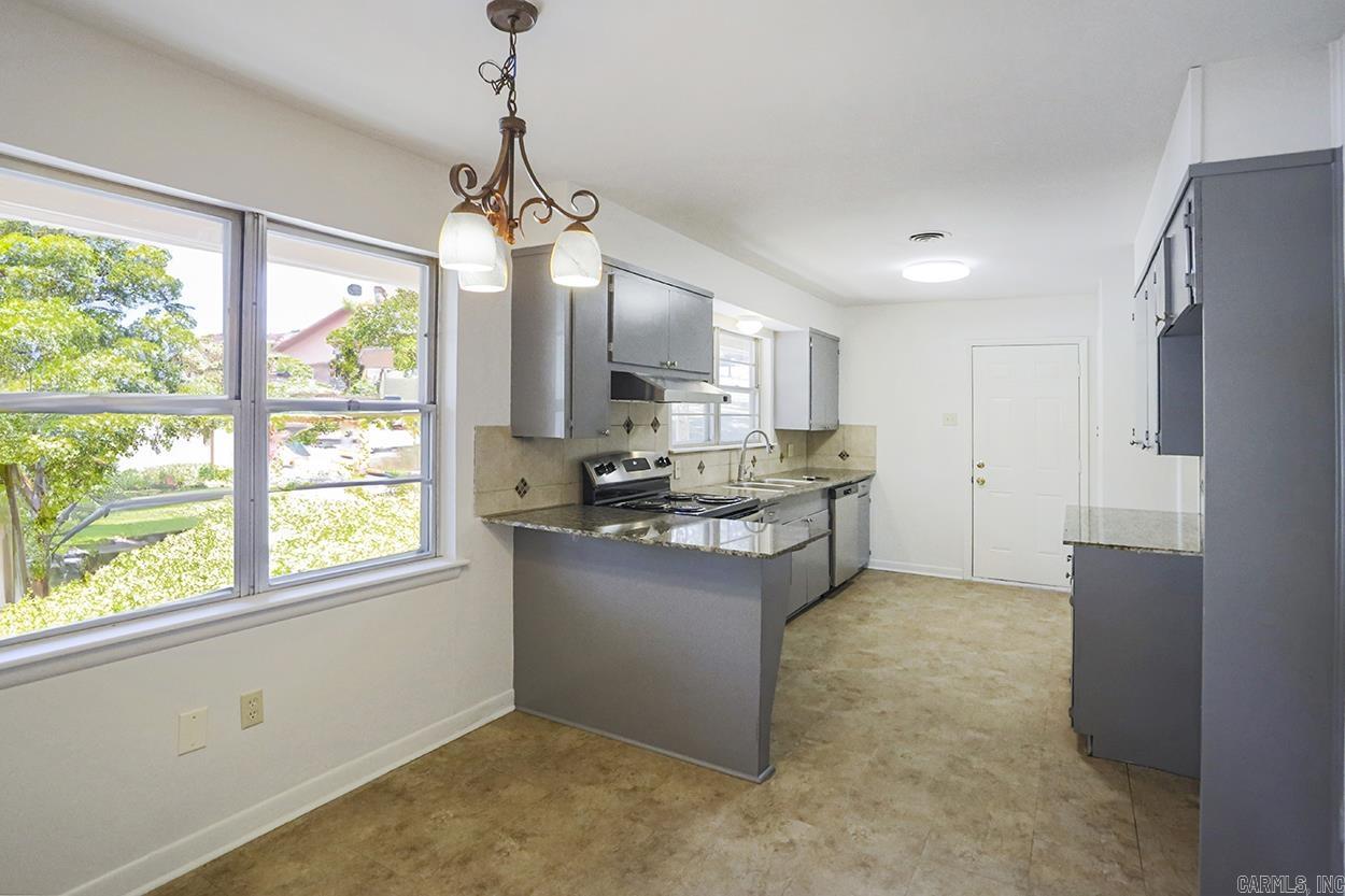 1725 McCain  North Little Rock, AR