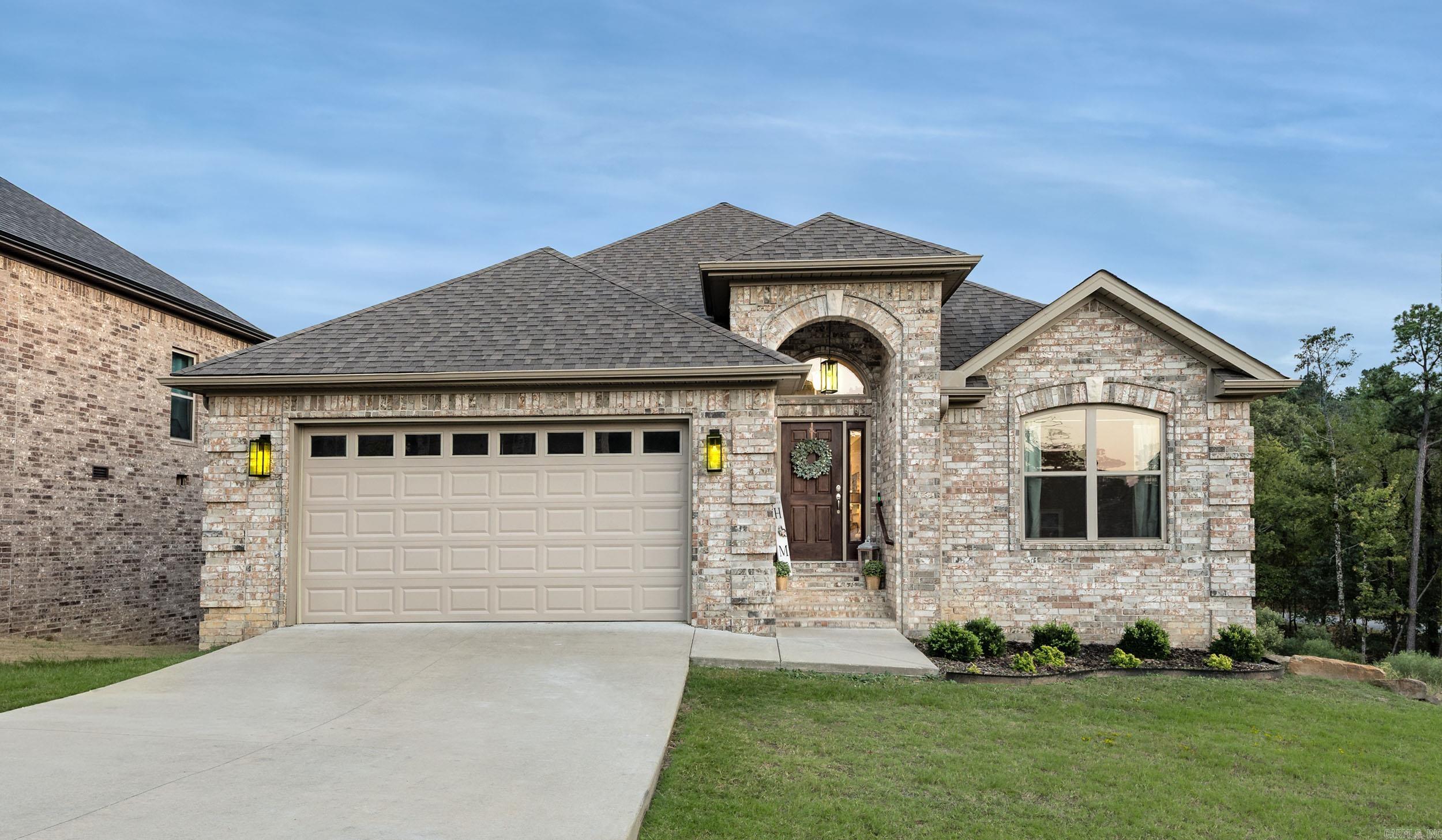 14 Majestic Court Maumelle, AR 72113
