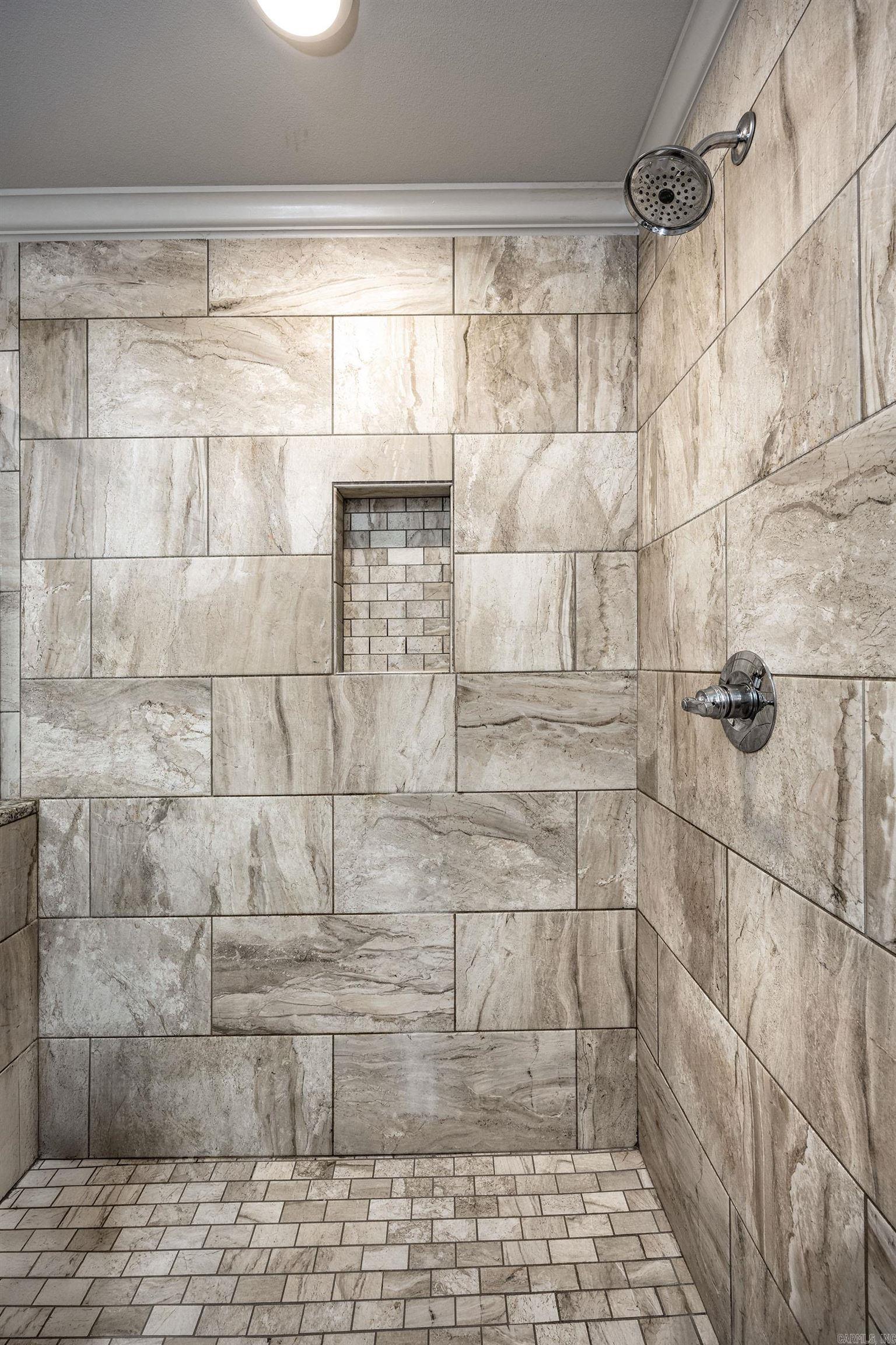 14 Majestic Court Maumelle, AR 72113