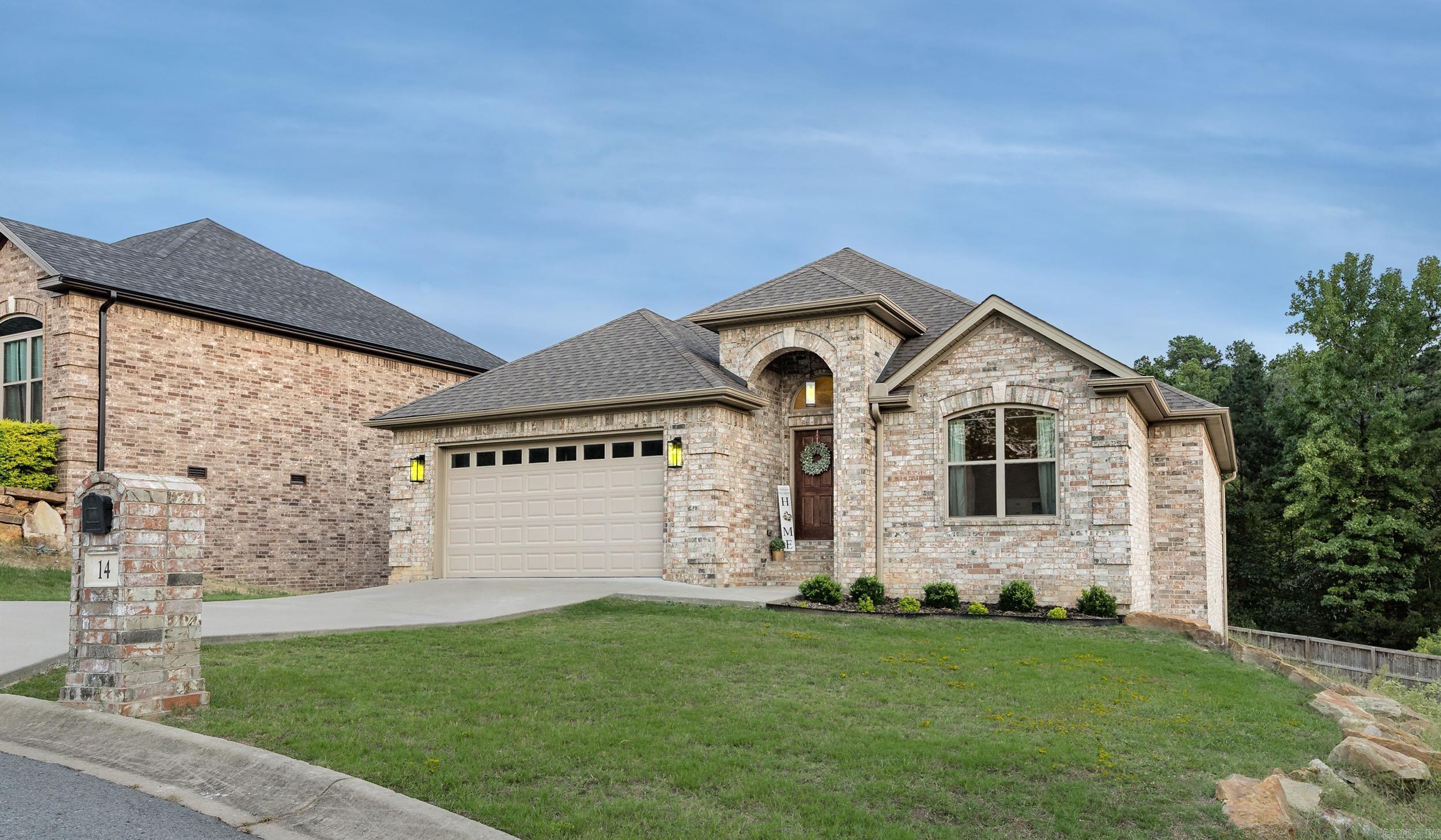 14 Majestic Court Maumelle, AR 72113