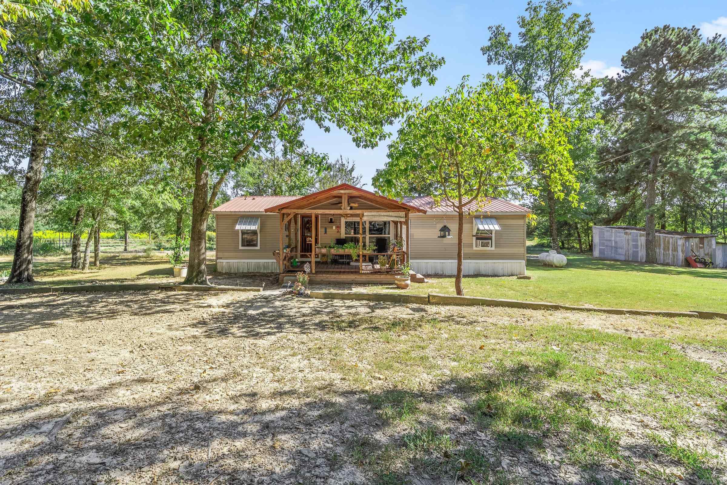 886 Polk Road 1  Grannis, AR