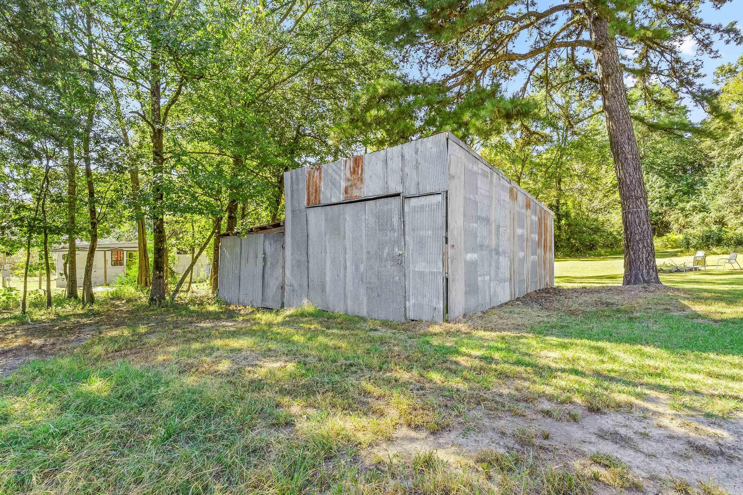 886 Polk Road 1  Grannis, AR