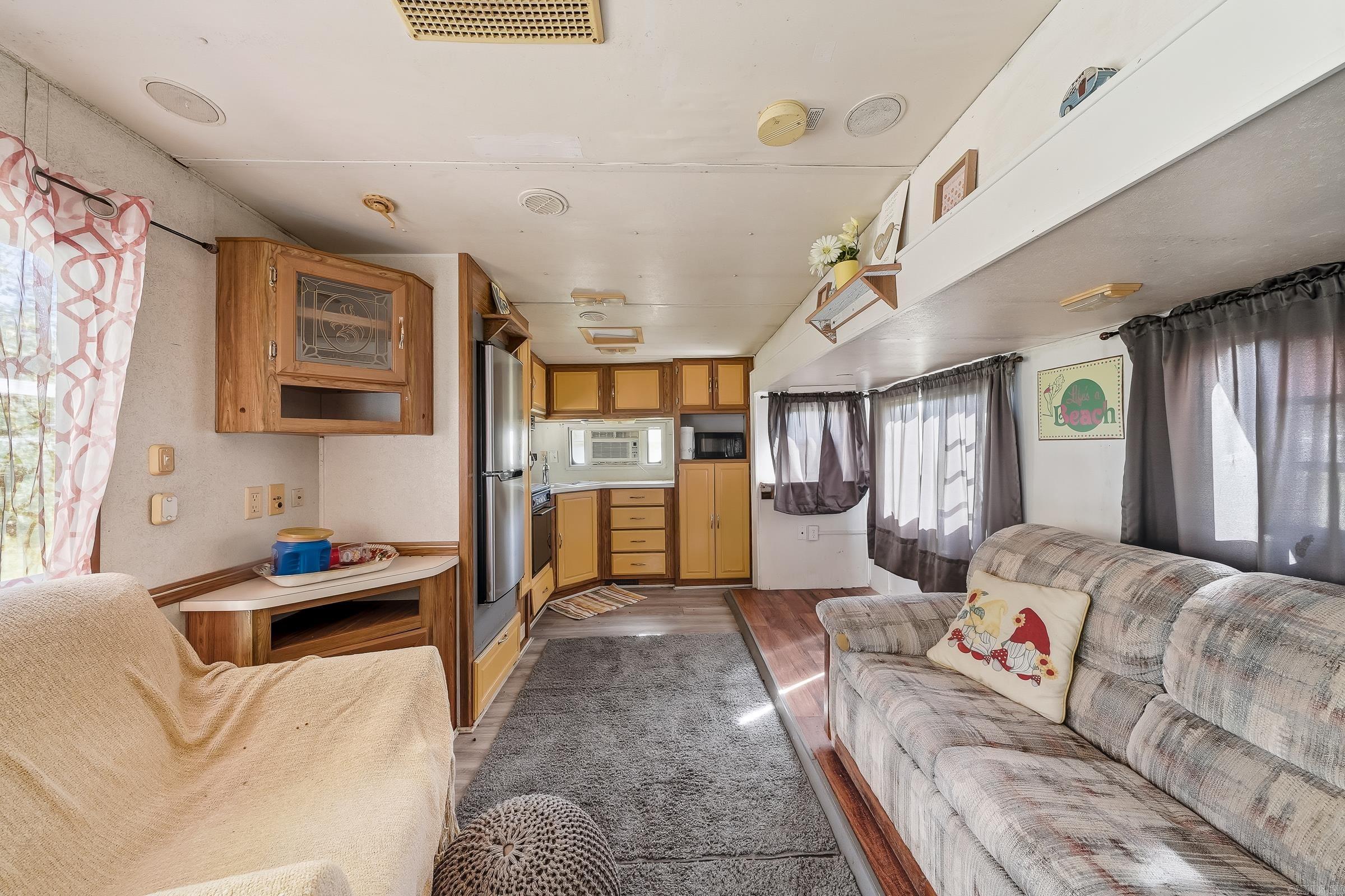 886 Polk Road 1  Grannis, AR