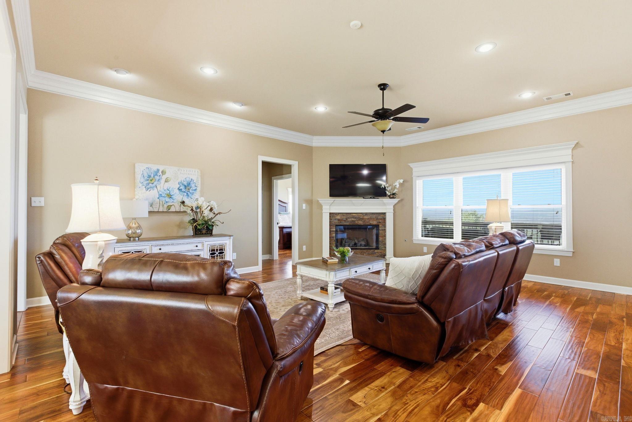 108 Crestview  Maumelle, AR