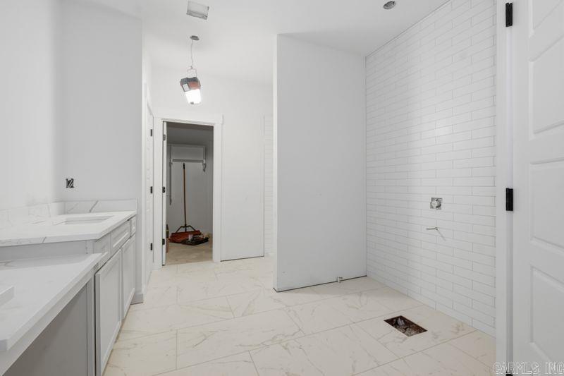 1060 Creekwood  Bauxite, AR