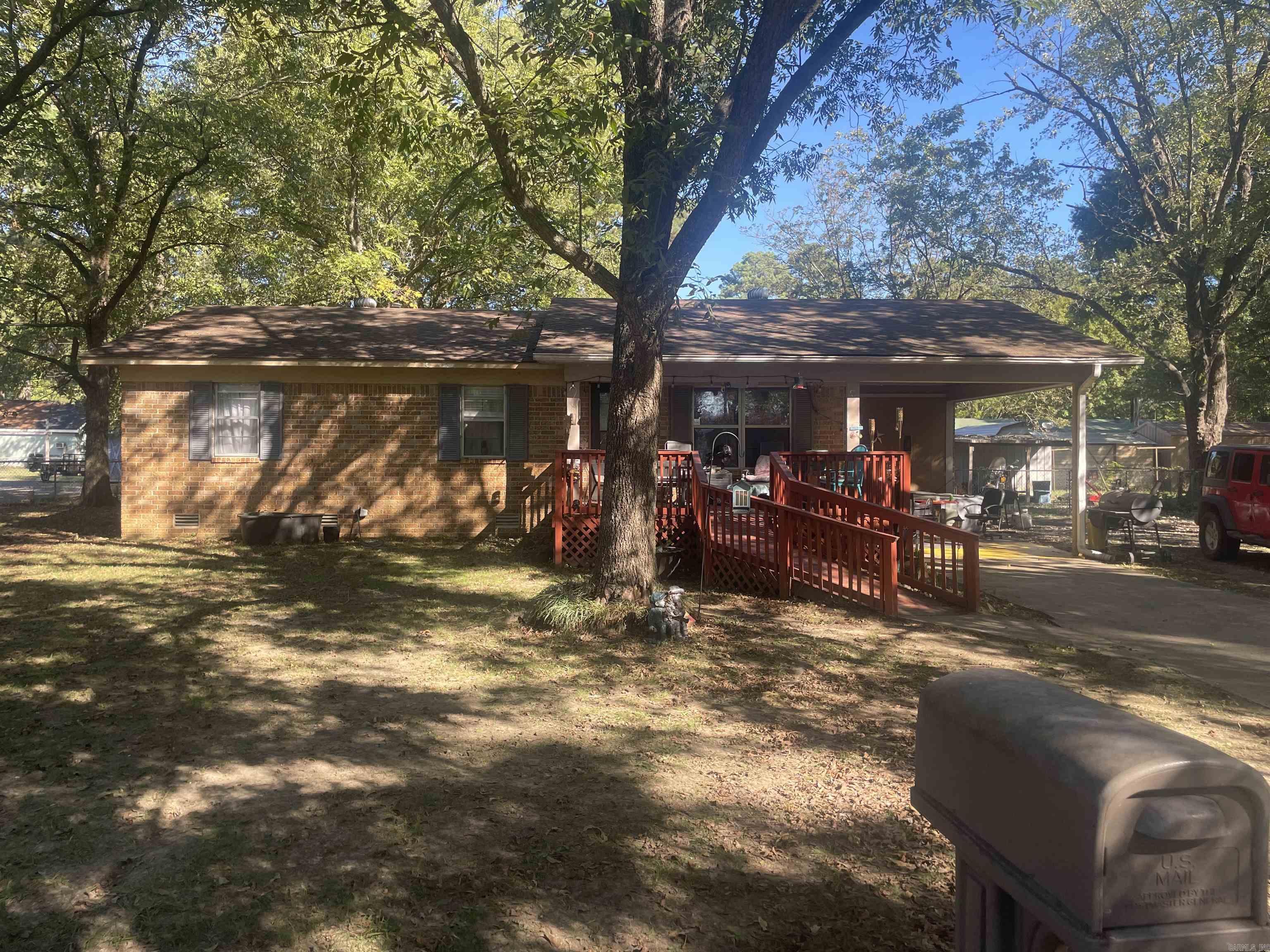 804 W Indiana Streets