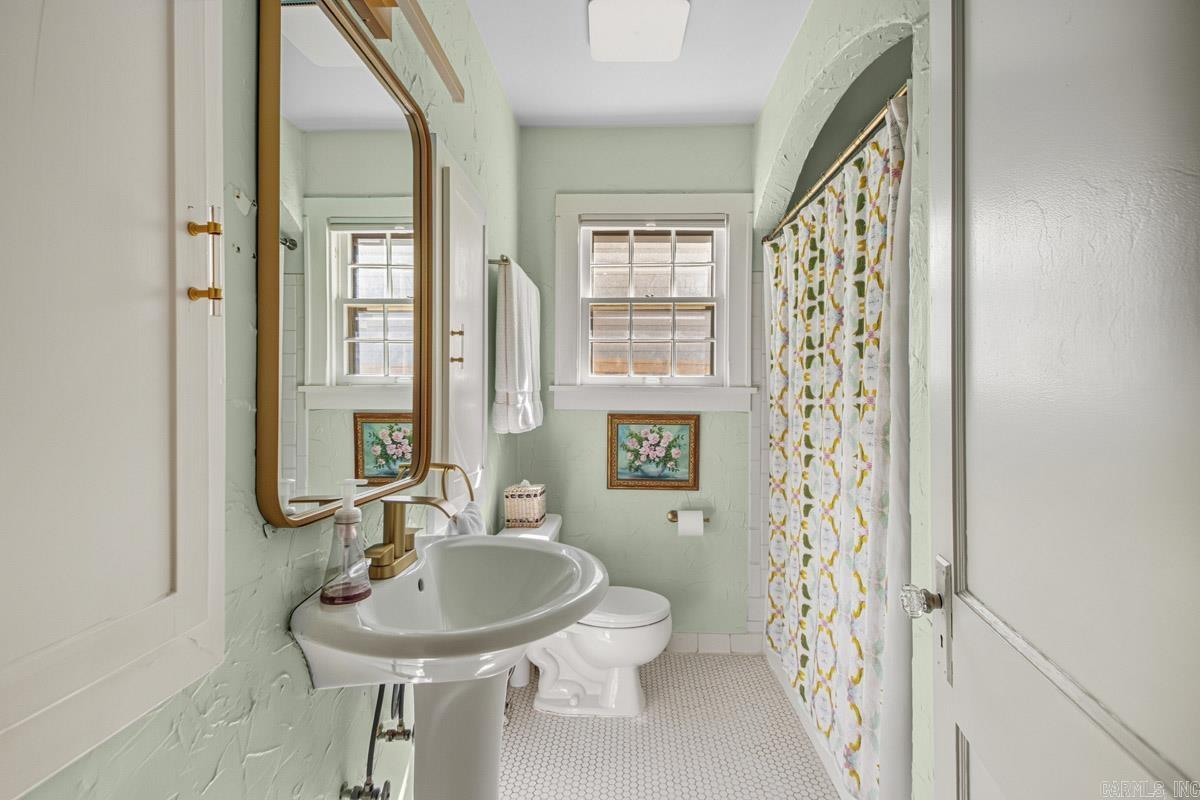 1624 N Polk St  Little Rock, AR