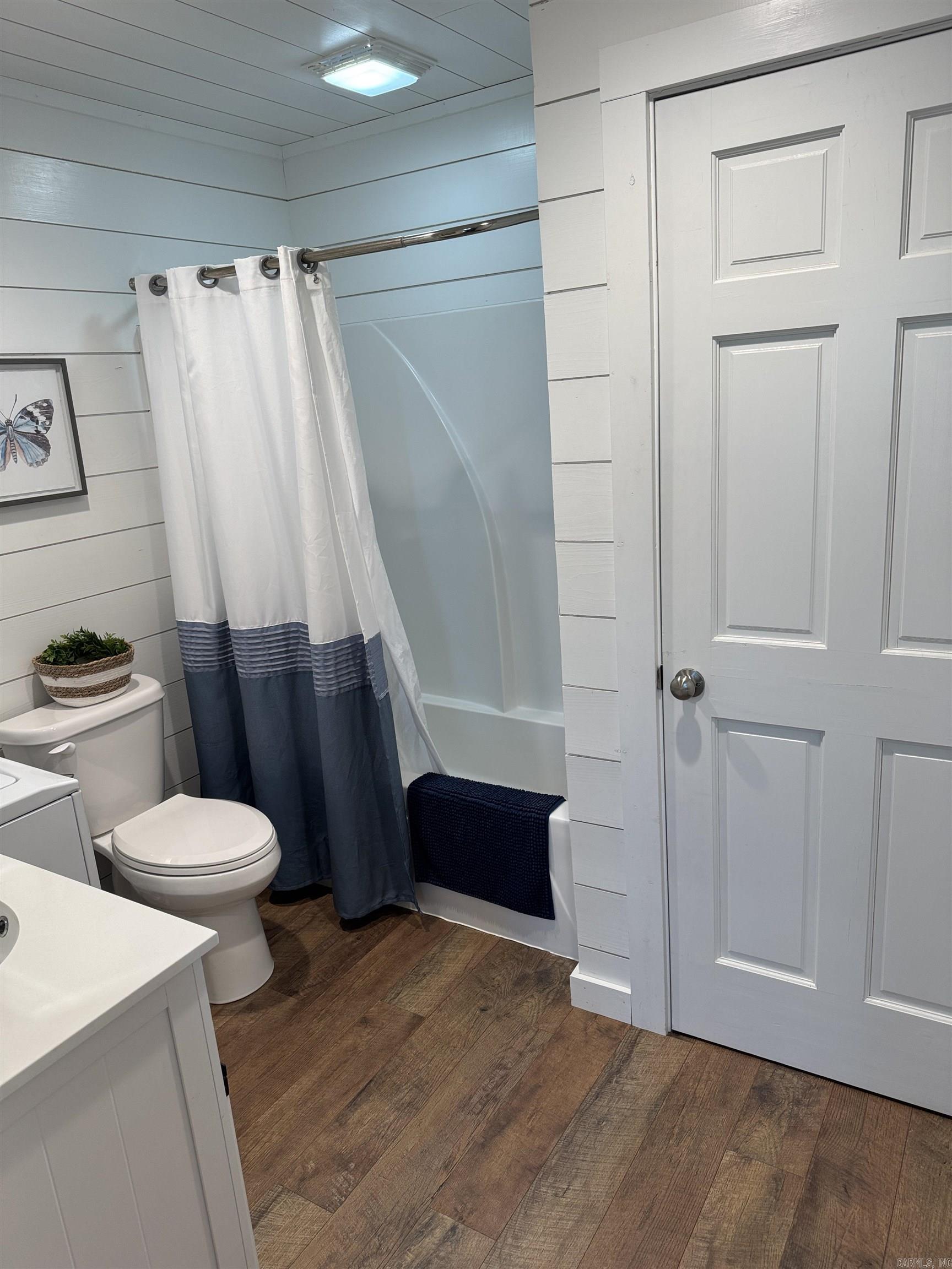 1102 Circle Acres Road Shirley, AR 72153