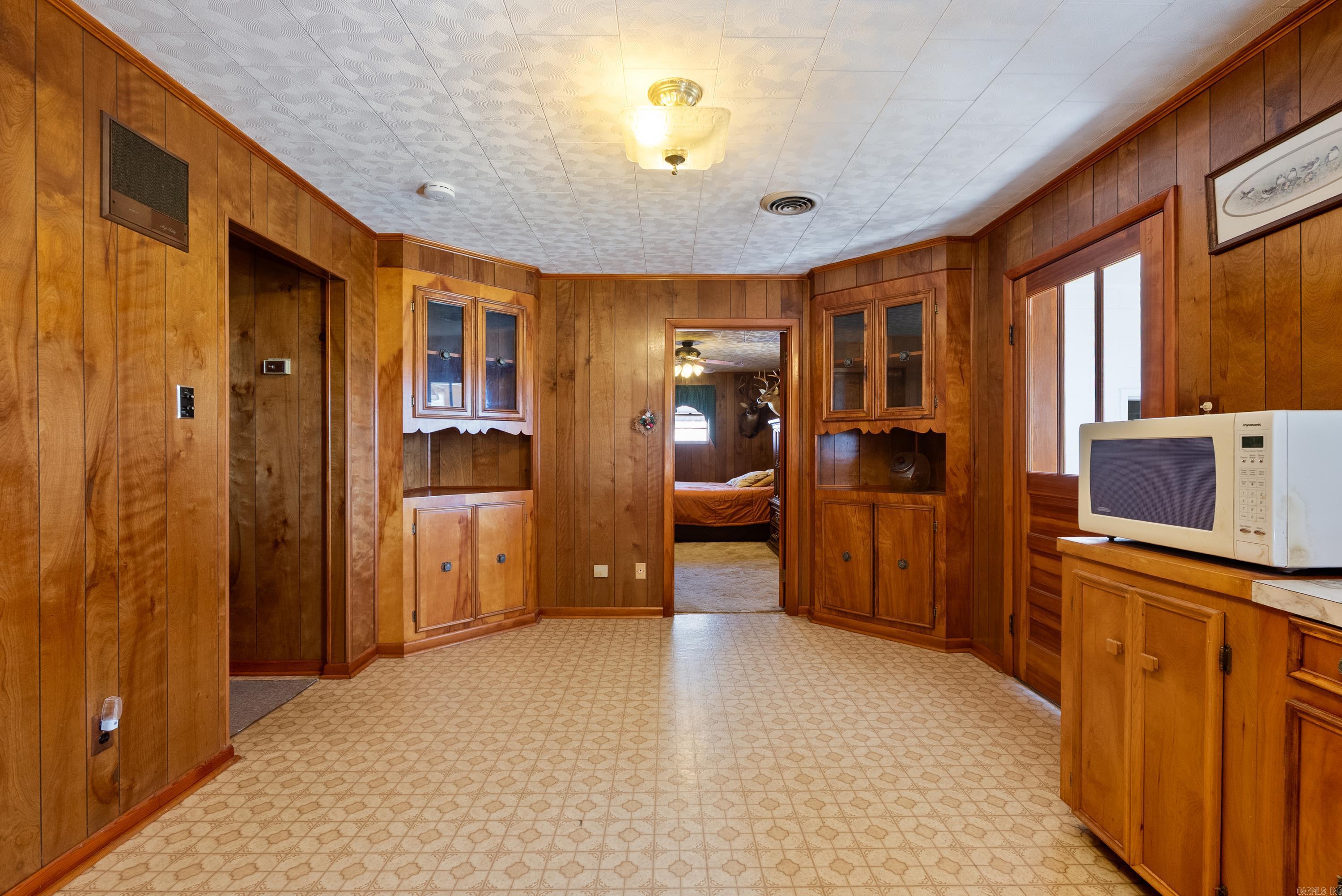 1816 Central Airport  North Little Rock, AR