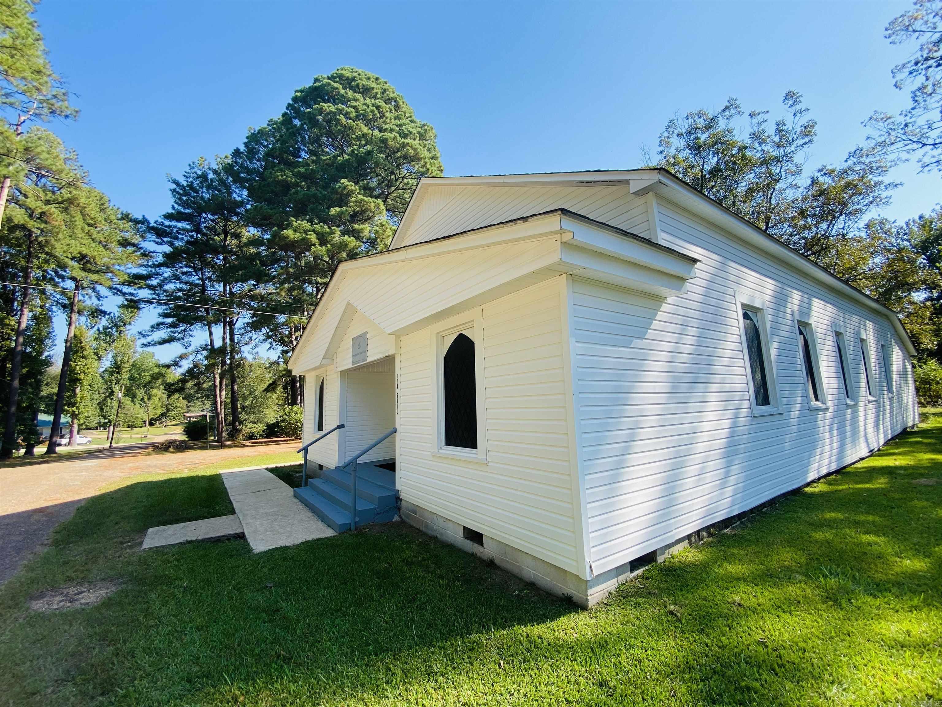 124 Gail St.  Camden, AR