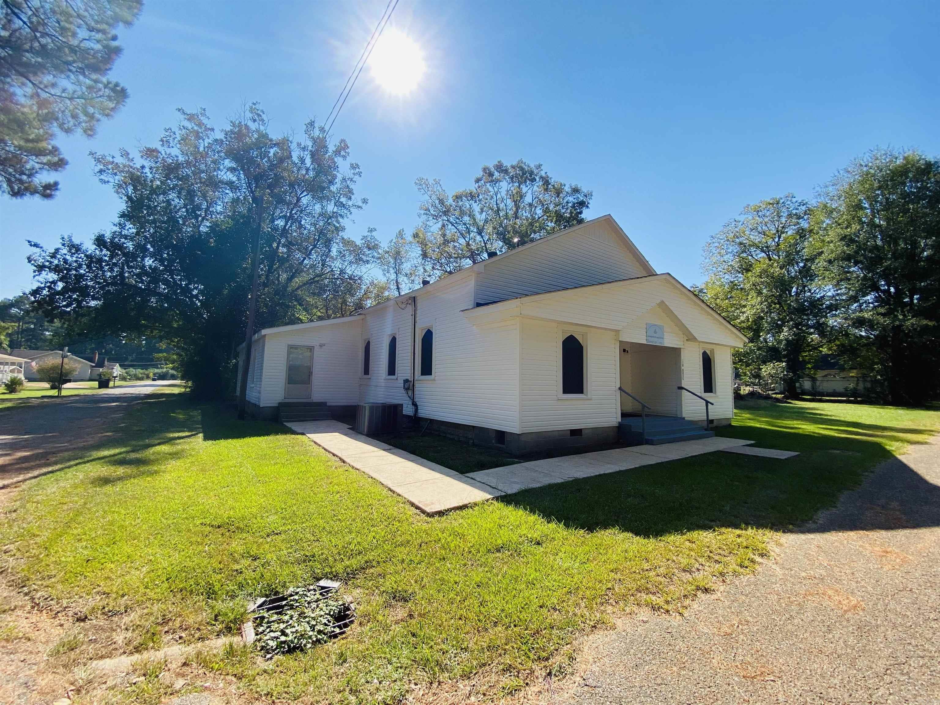 124 Gail St.  Camden, AR