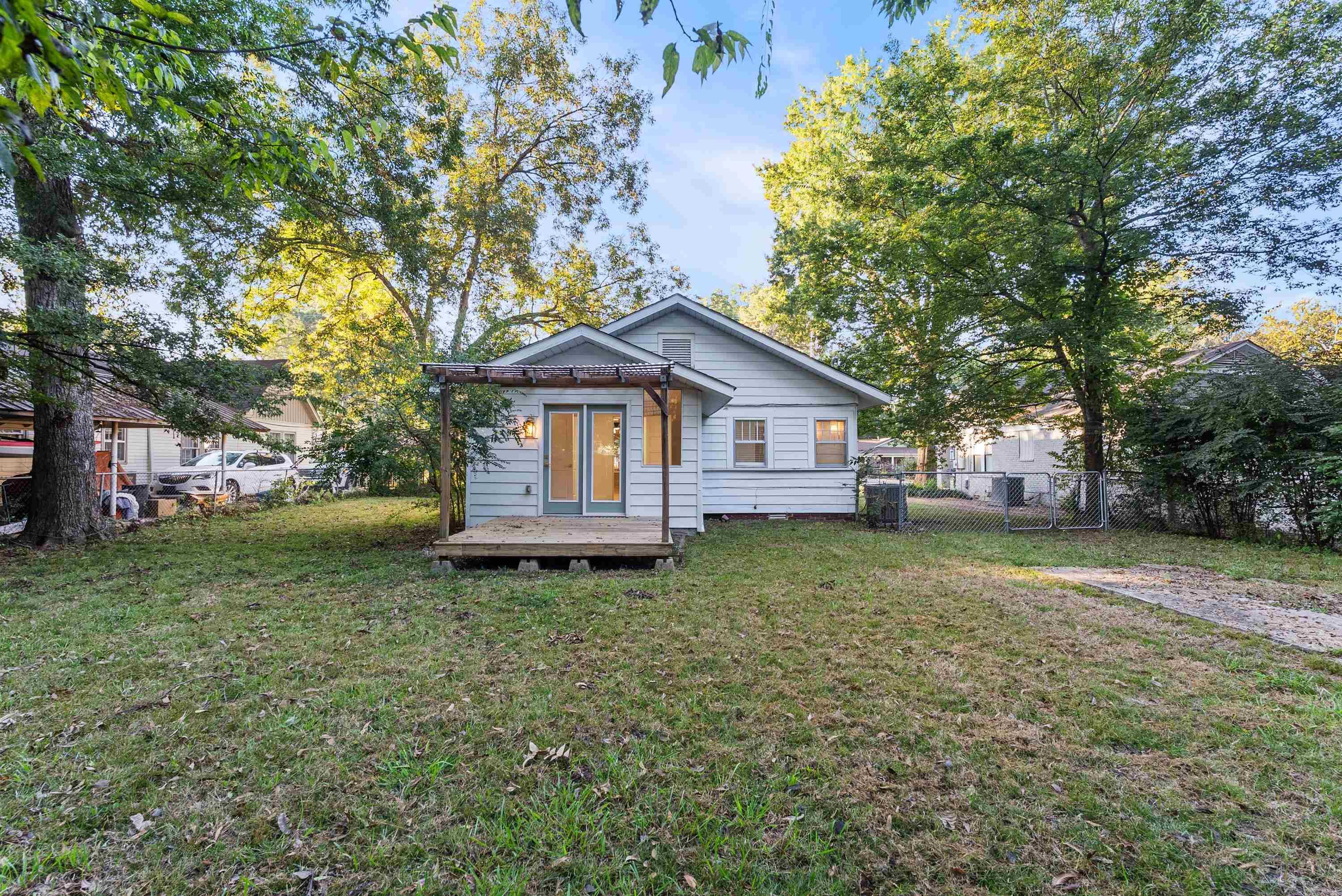 1712 Simms  Conway, AR