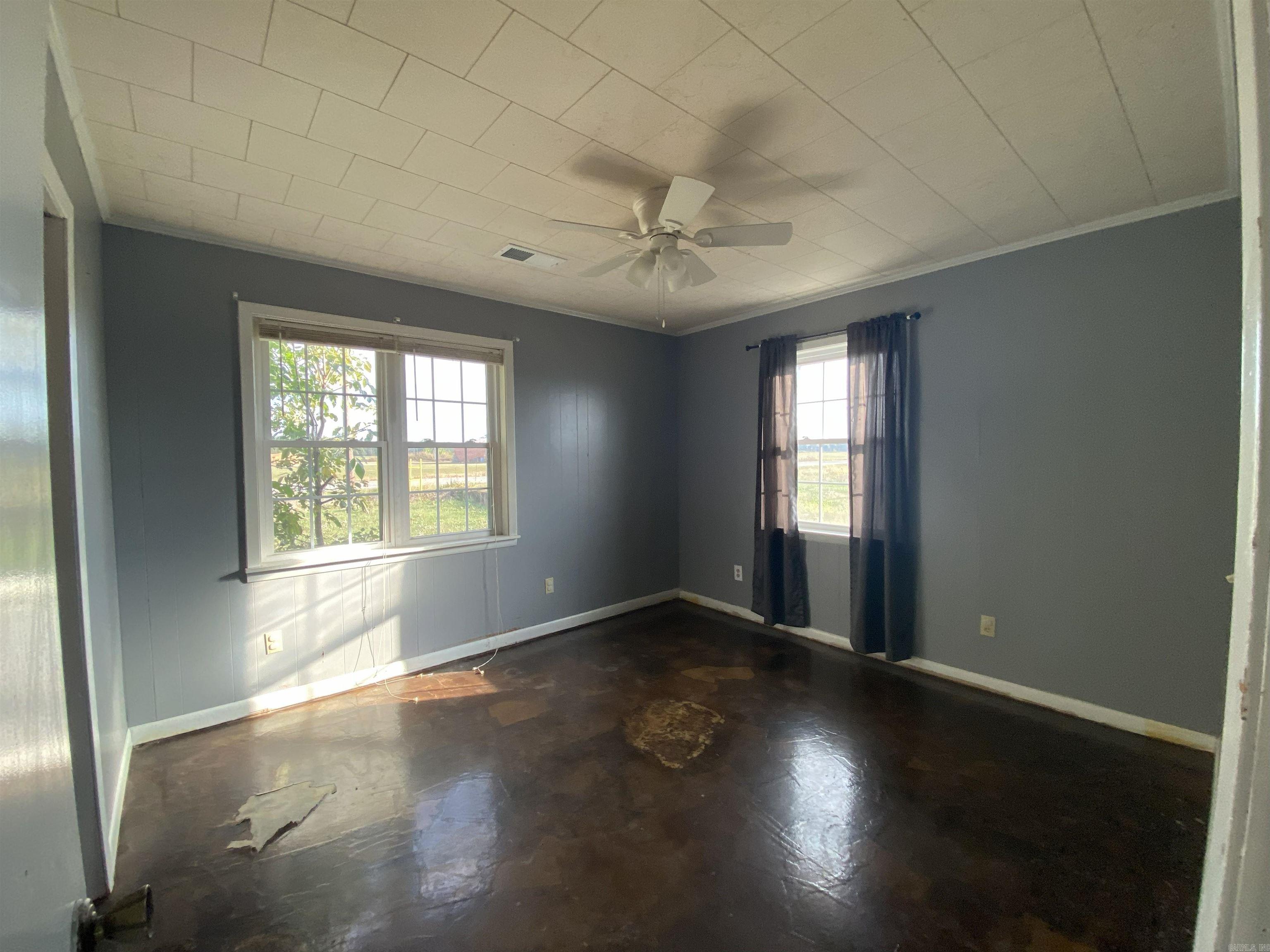 13898 E 18  Newport, AR