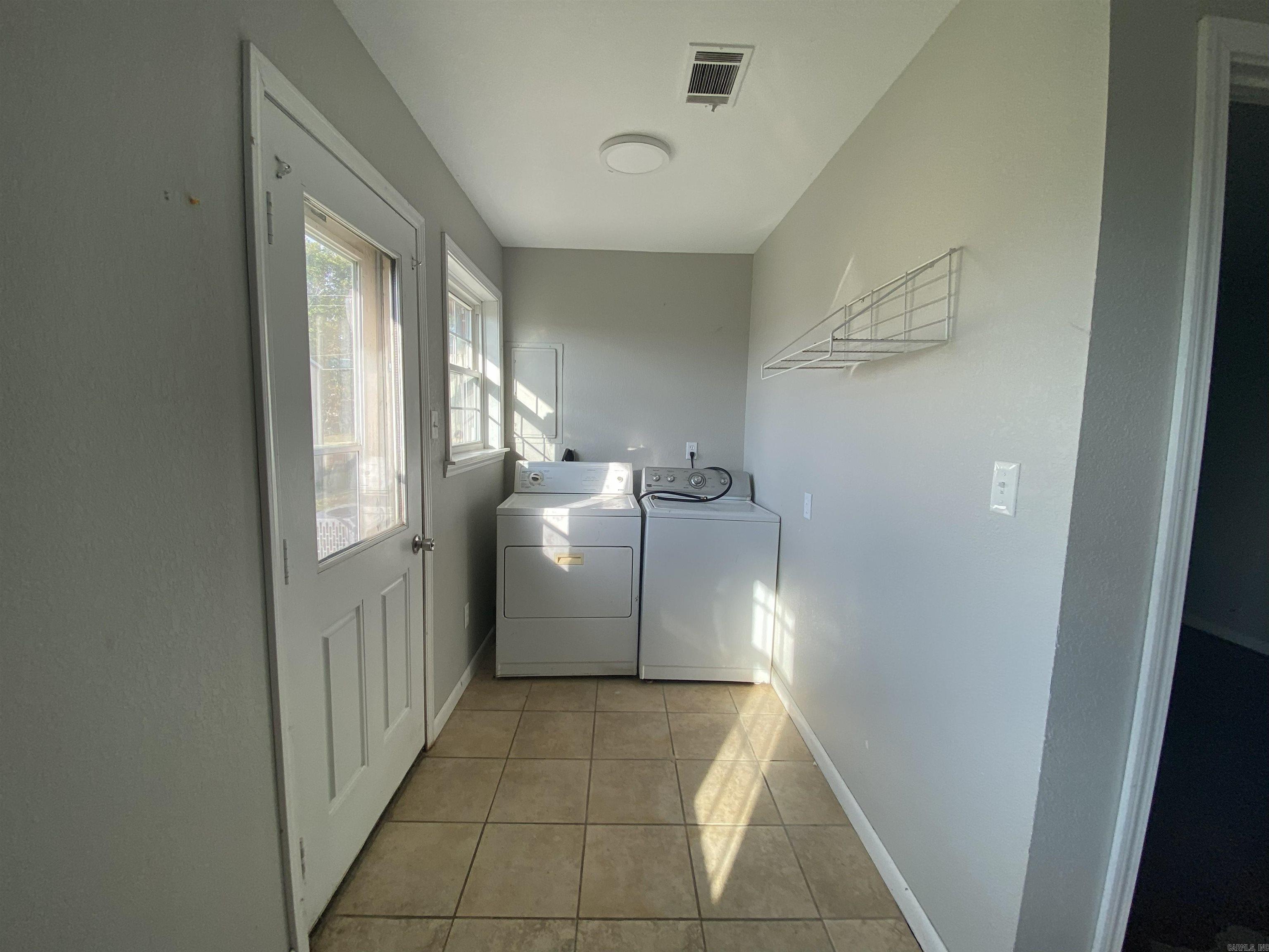 13898 E 18  Newport, AR