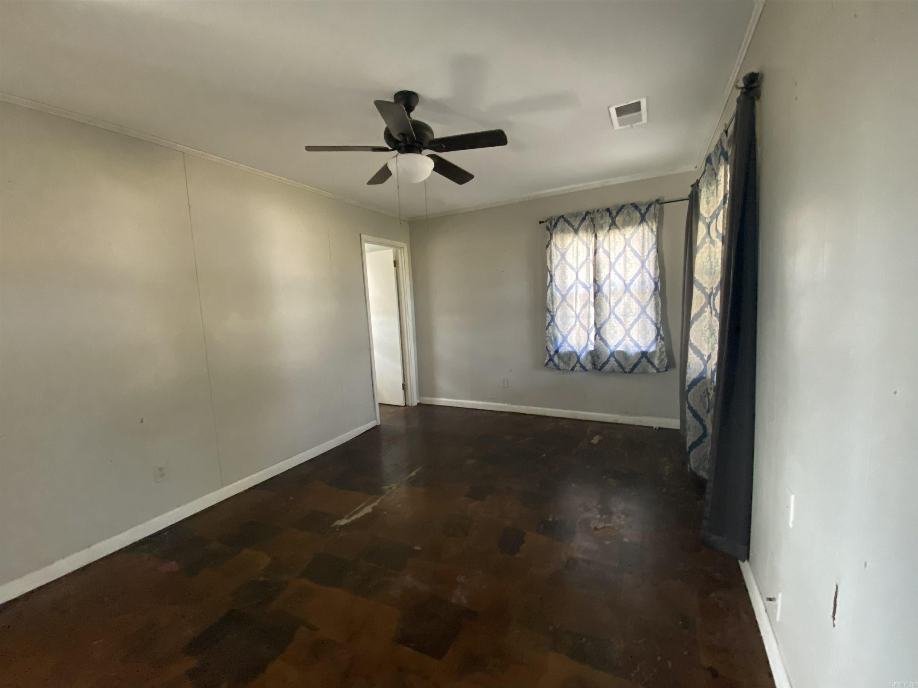 13898 E 18  Newport, AR