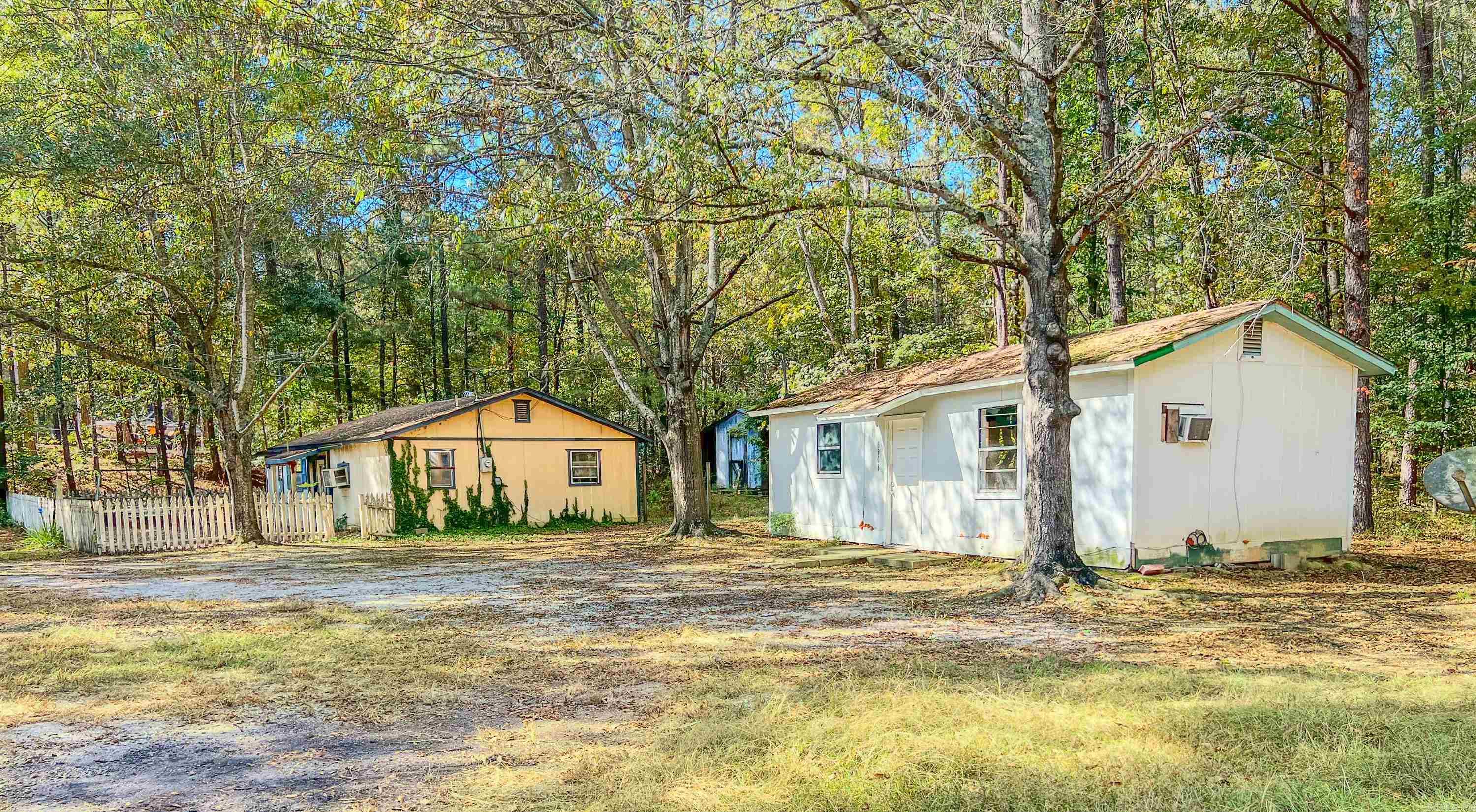 8903 & 8905 Fairplay  Benton, AR