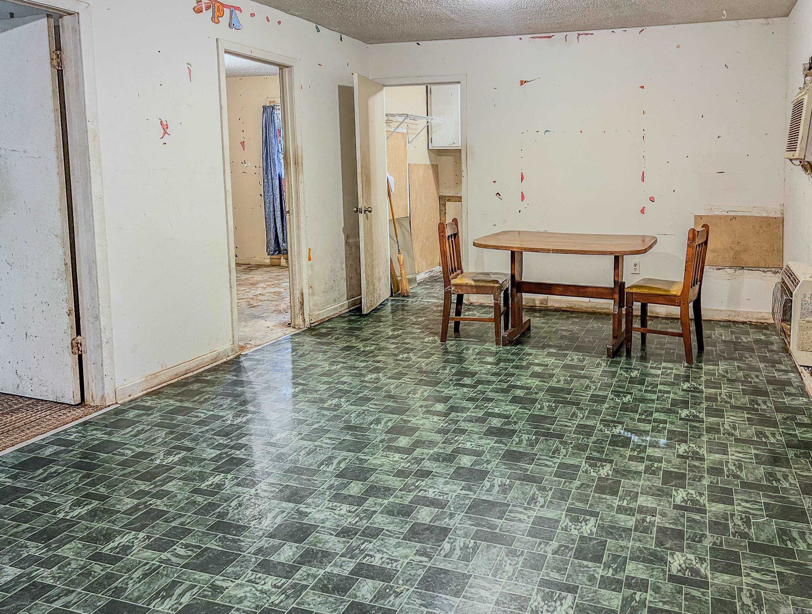 8903 & 8905 Fairplay  Benton, AR