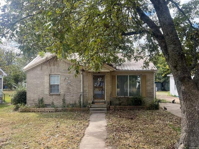 604  McLain  Newport, AR