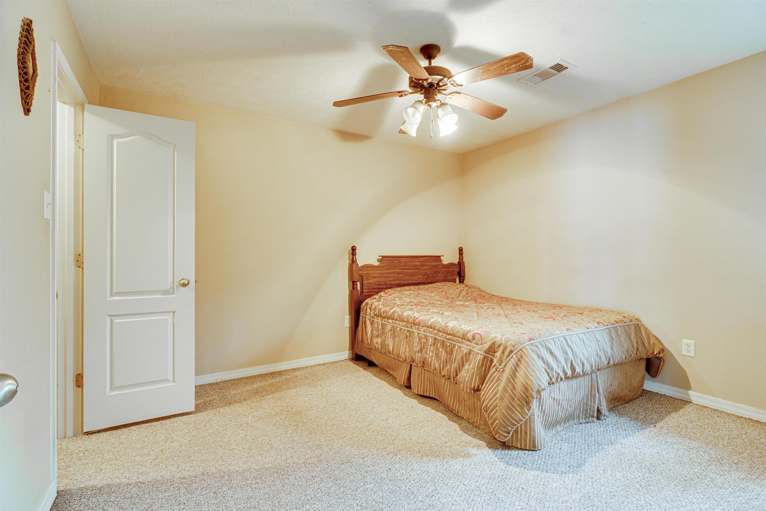 307 E Center  Morrilton, AR