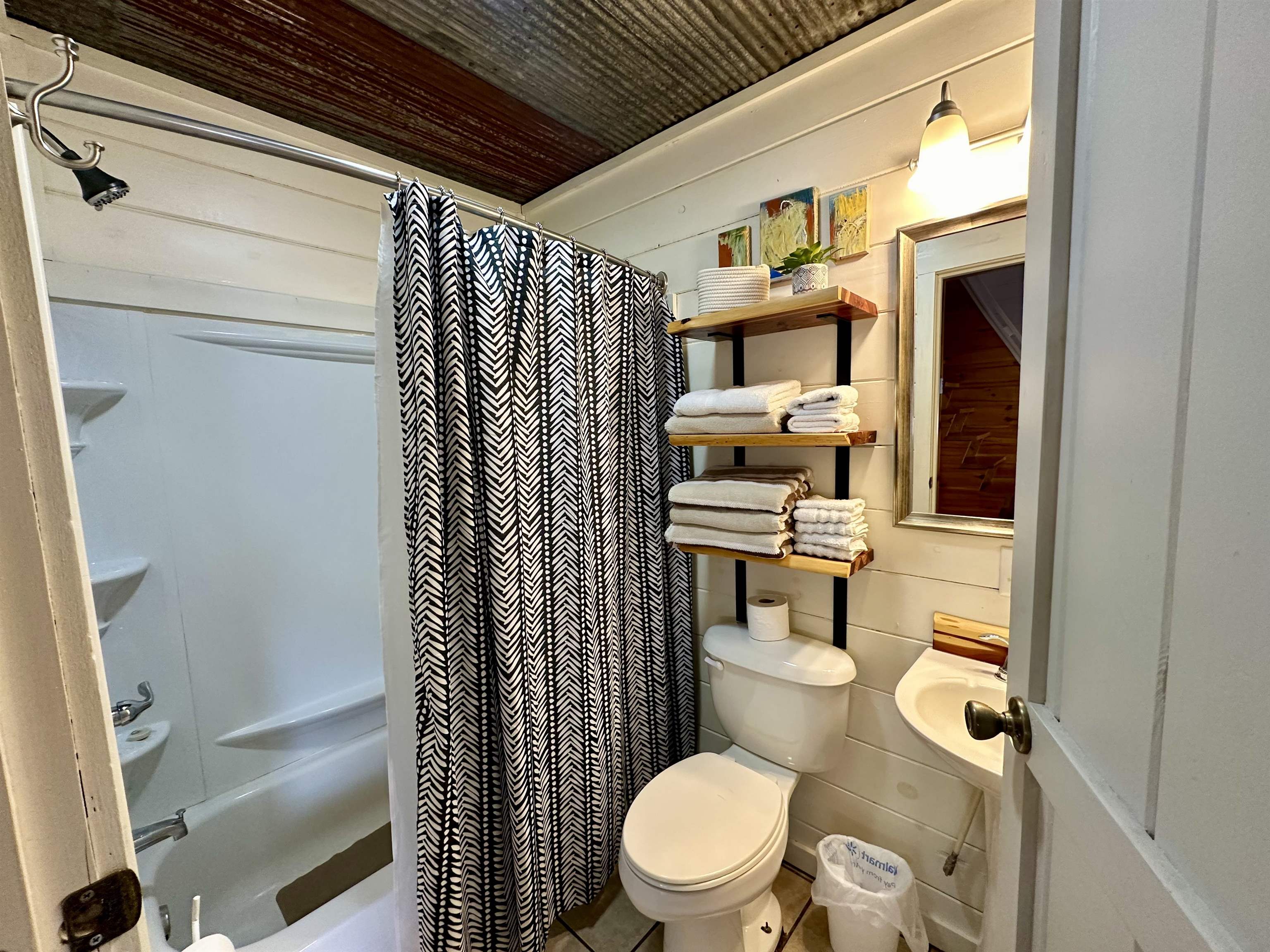 144 Hollie Lane Mountain View, AR 72556