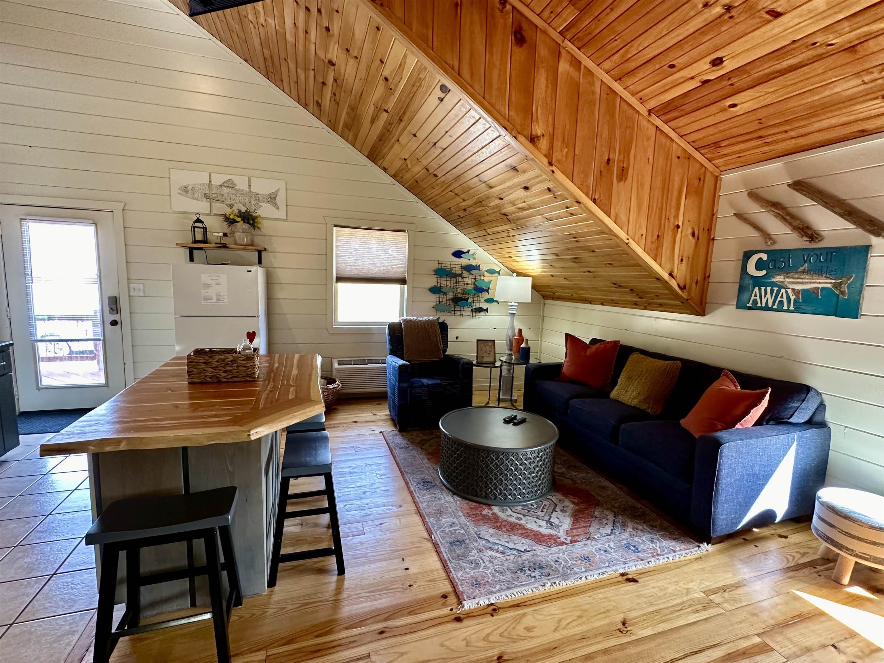 144 Hollie Lane Mountain View, AR 72556