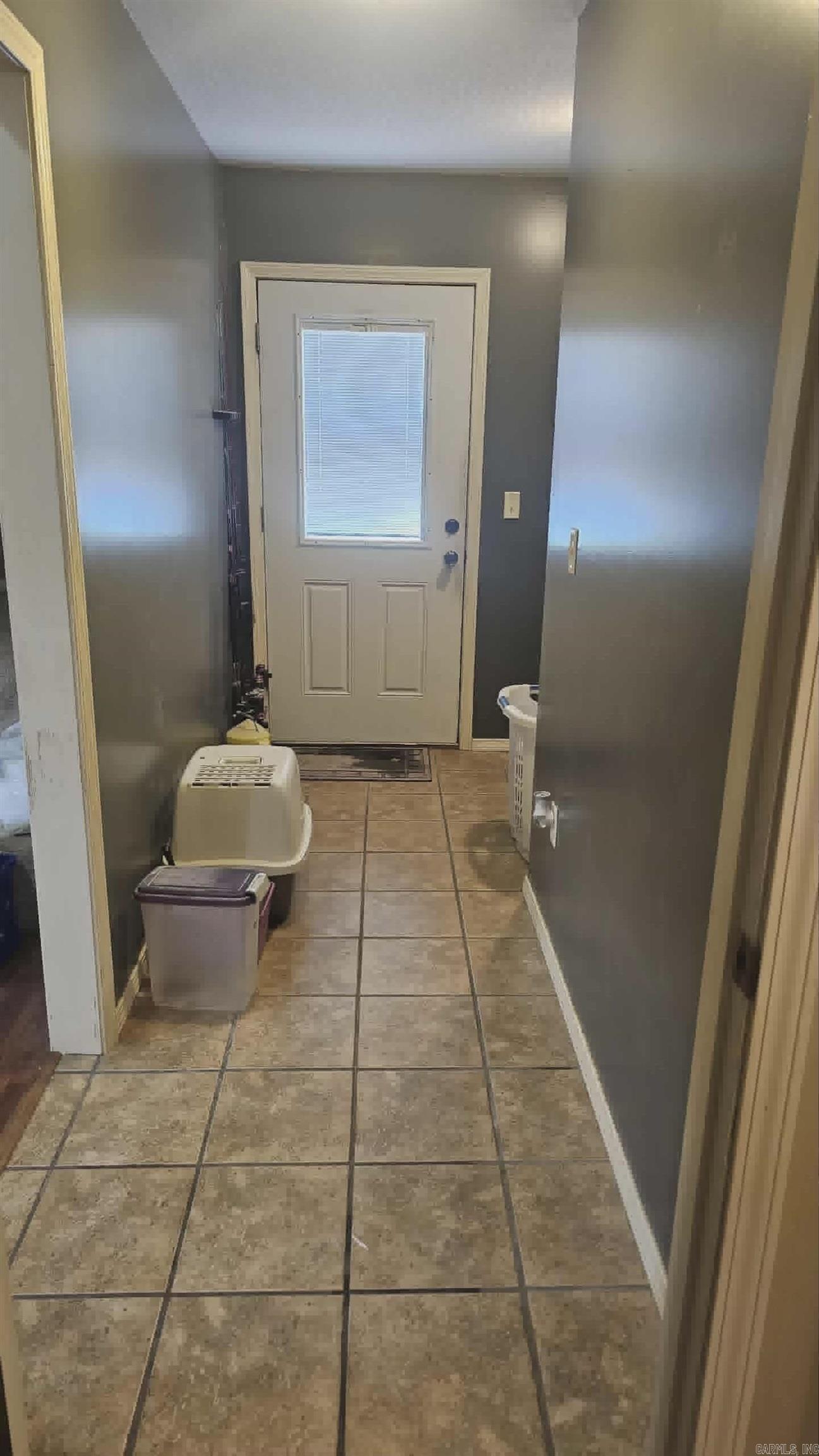 1186 COUNTY ROAD 1780  London, AR