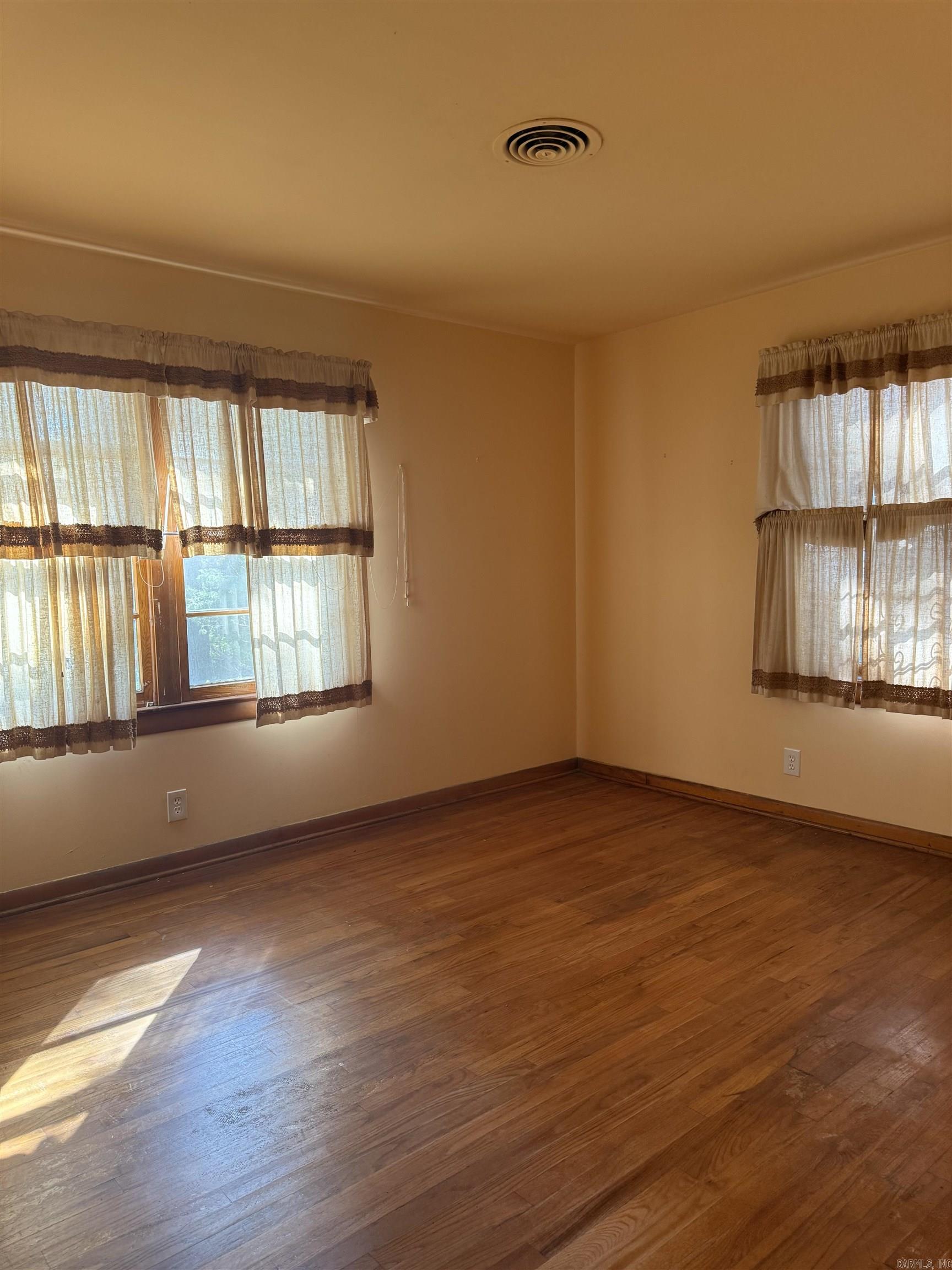 5302 A Street Little Rock, AR 72205