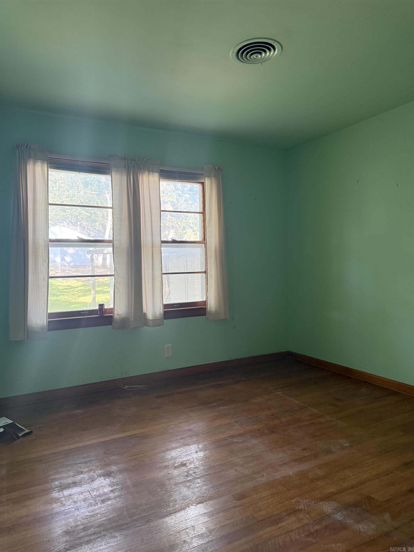 5302 A Street Little Rock, AR 72205