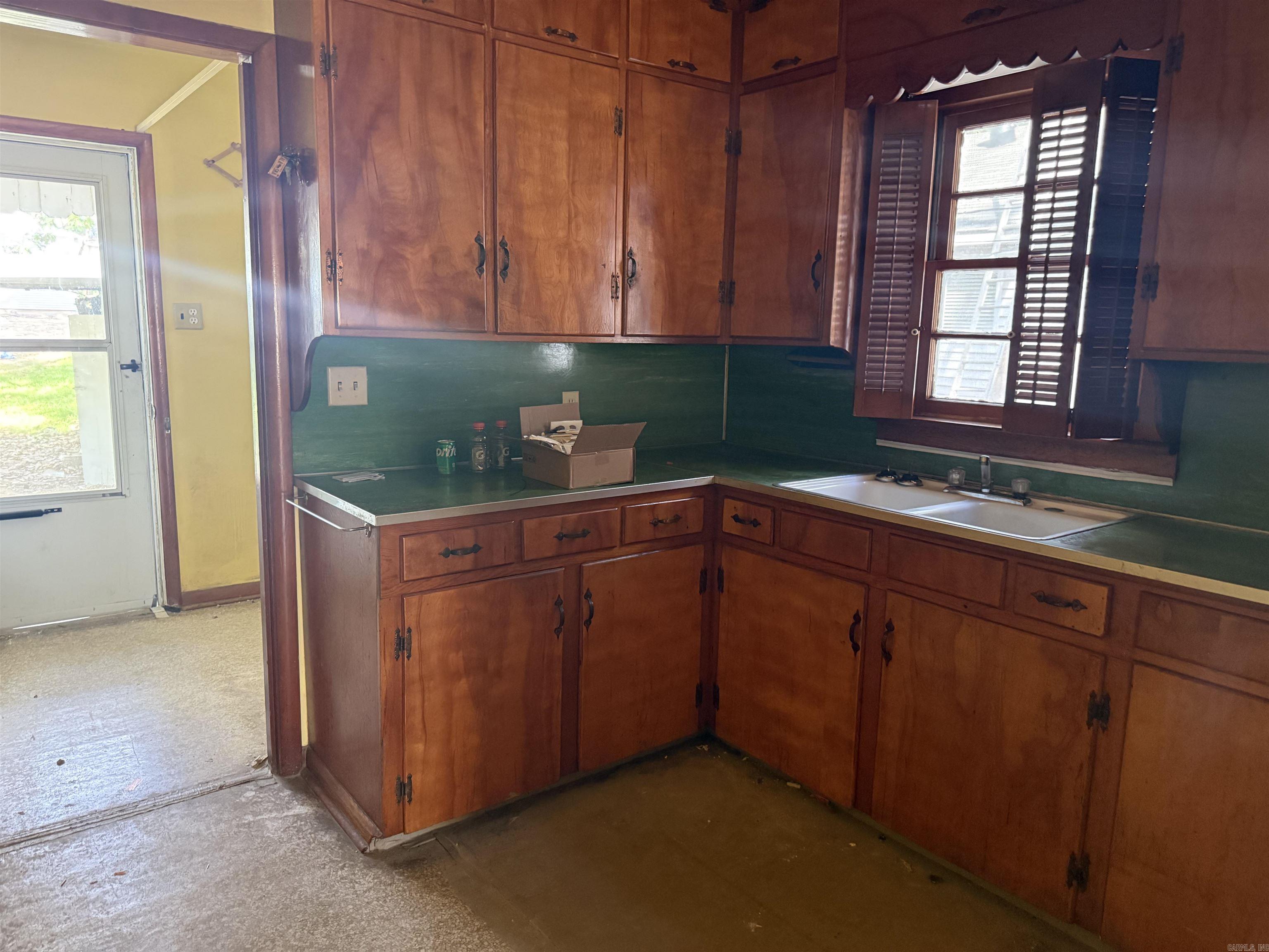 5302 A Street Little Rock, AR 72205