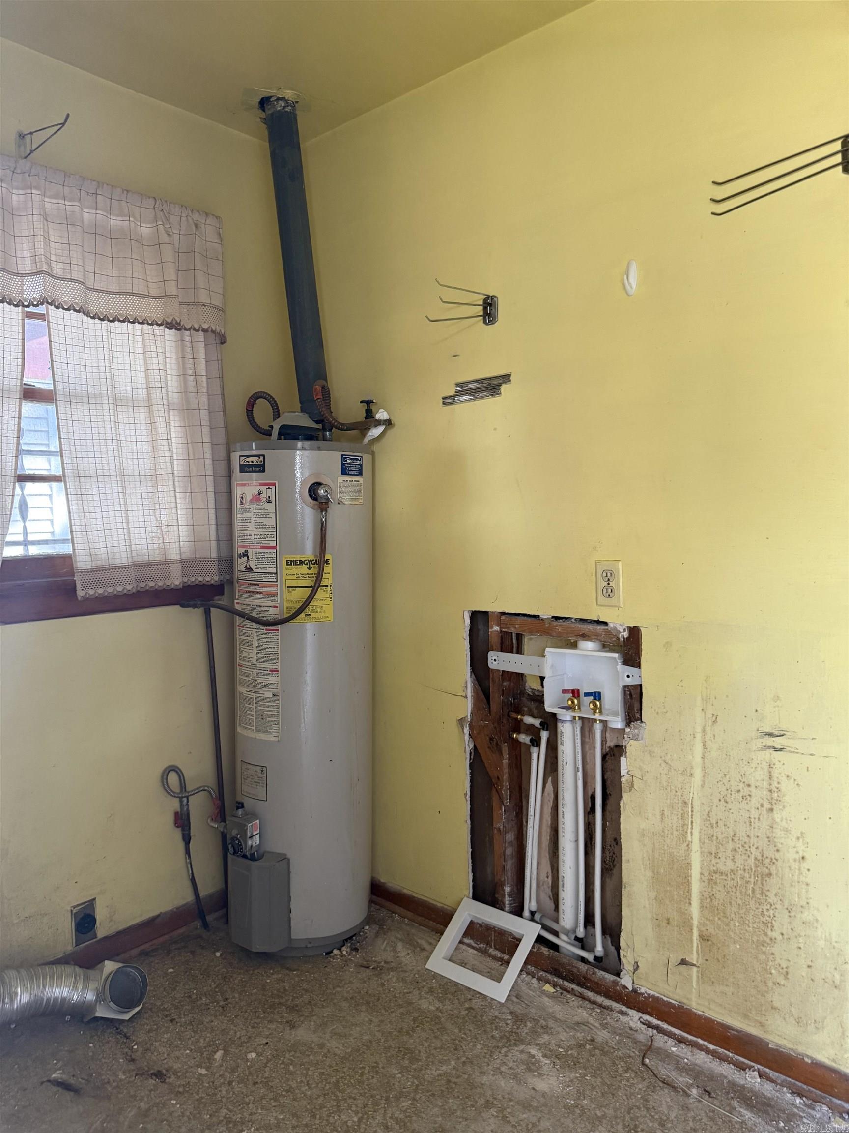 5302 A Street Little Rock, AR 72205